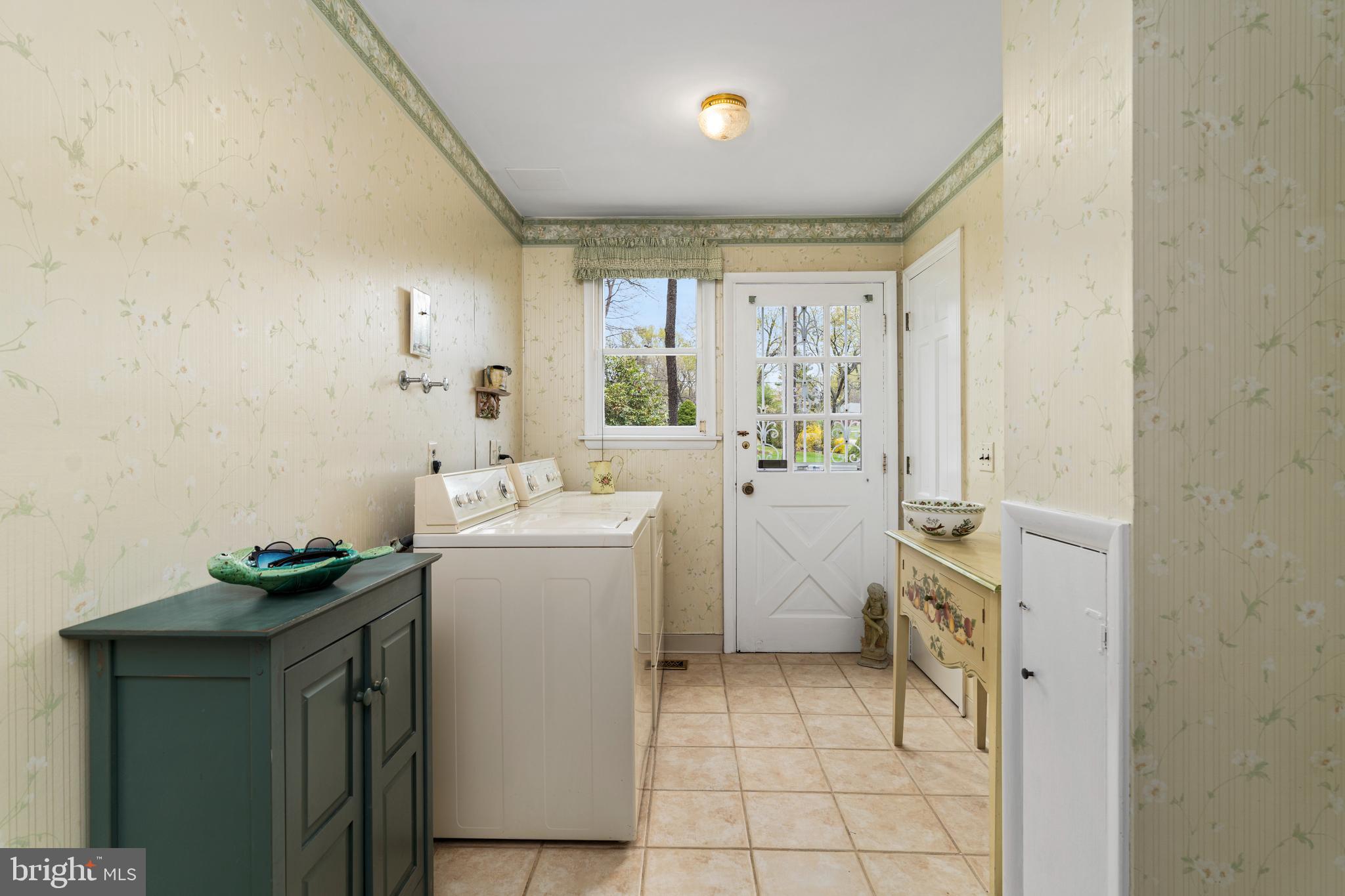 VALLEY GARTH - Residential