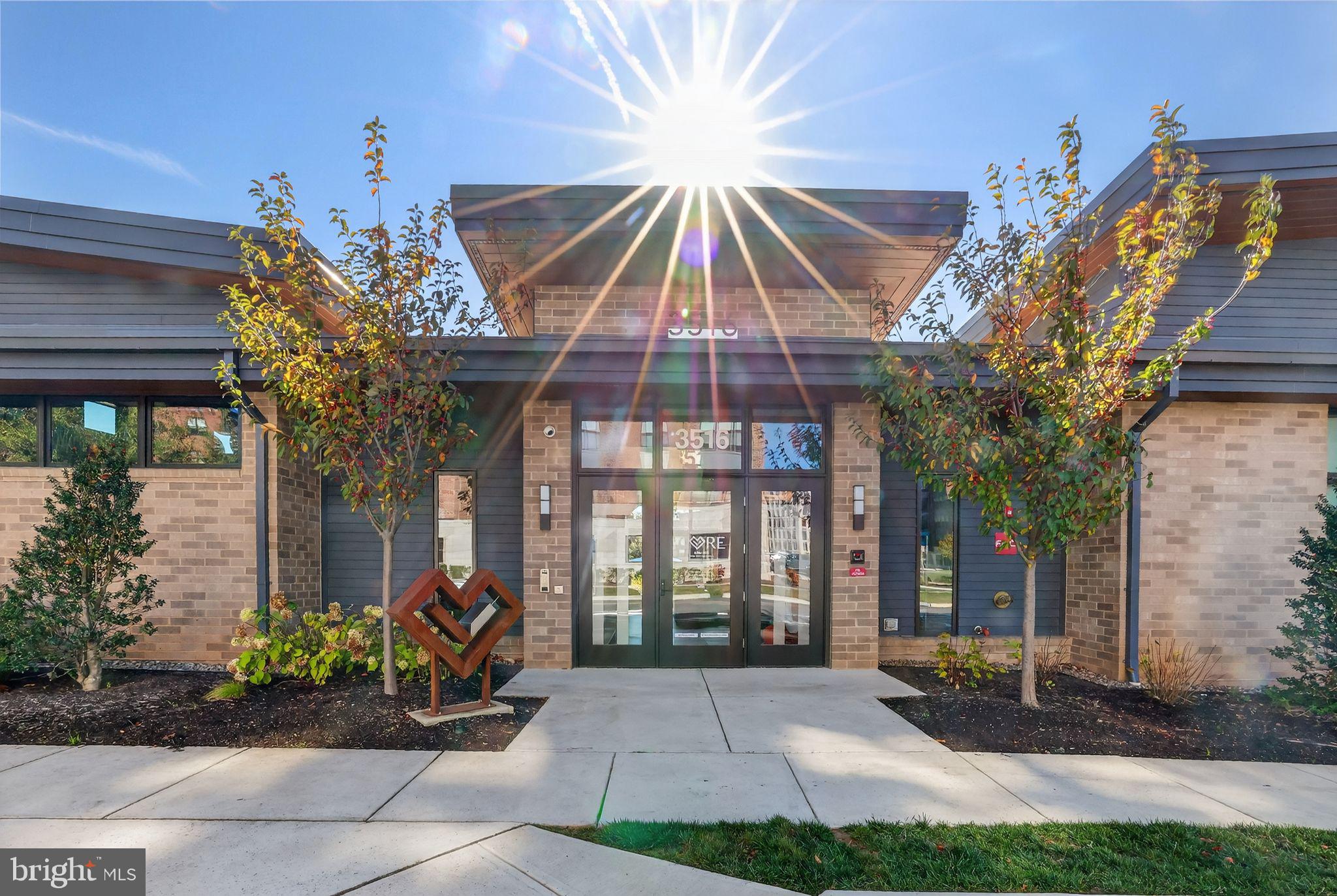 TOWER OAKS - Residential