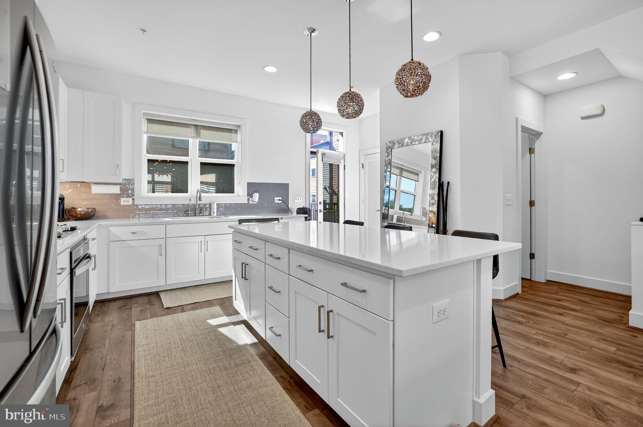 TOWER OAKS - Residential