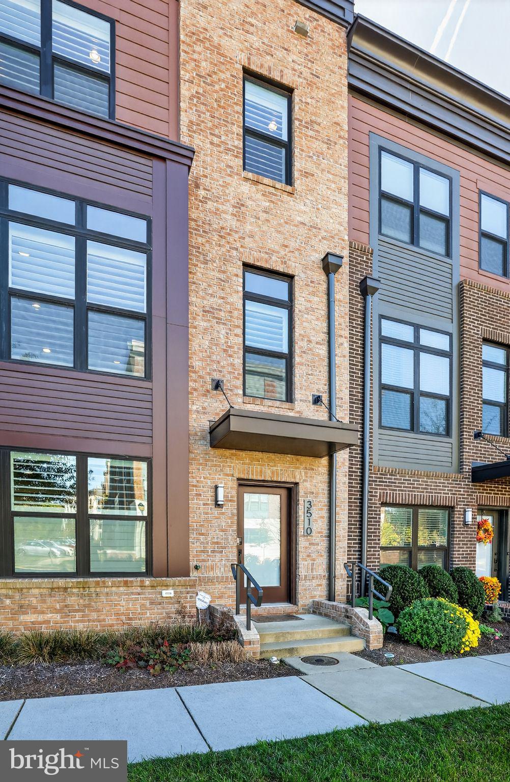 TOWER OAKS - Residential