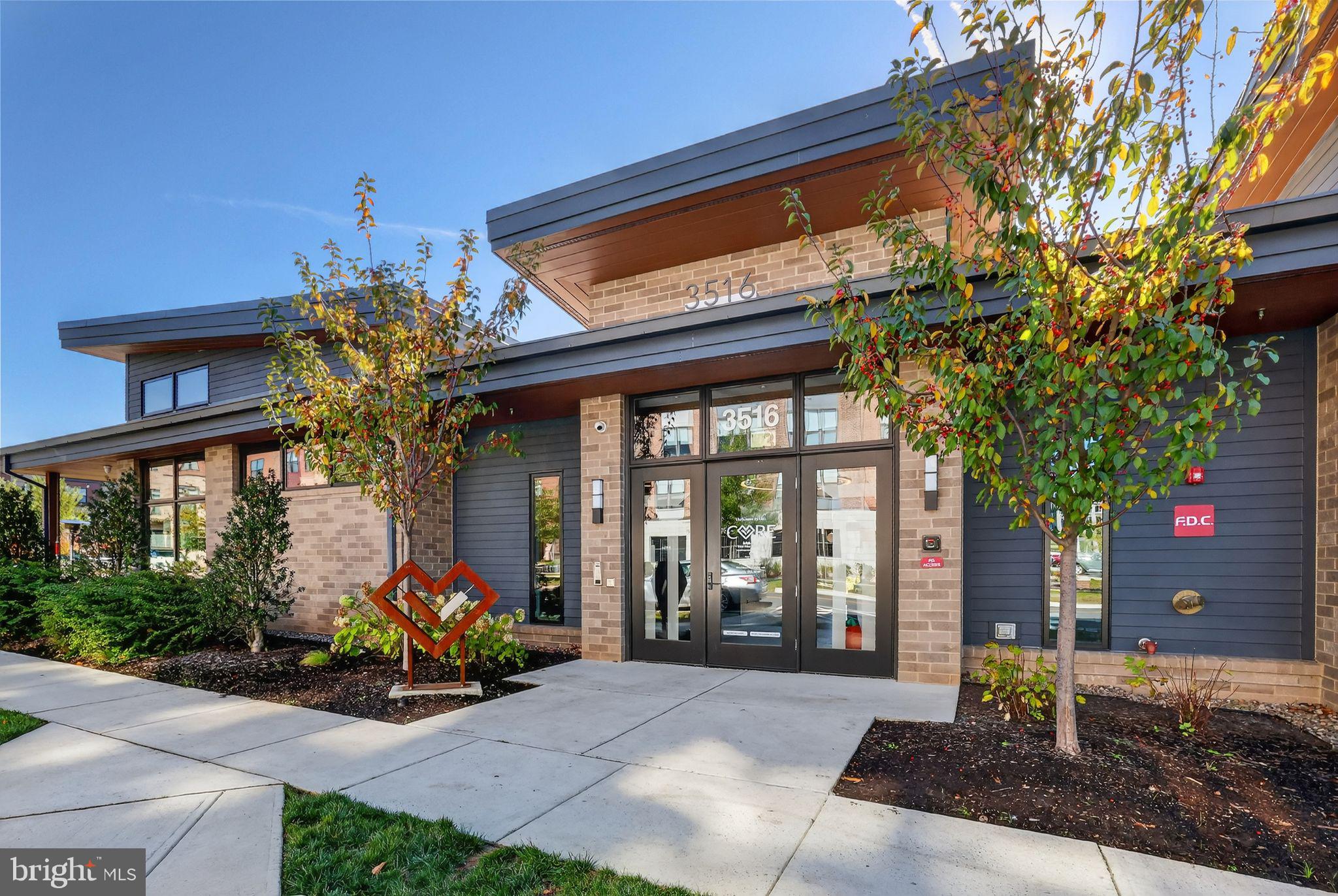 TOWER OAKS - Residential