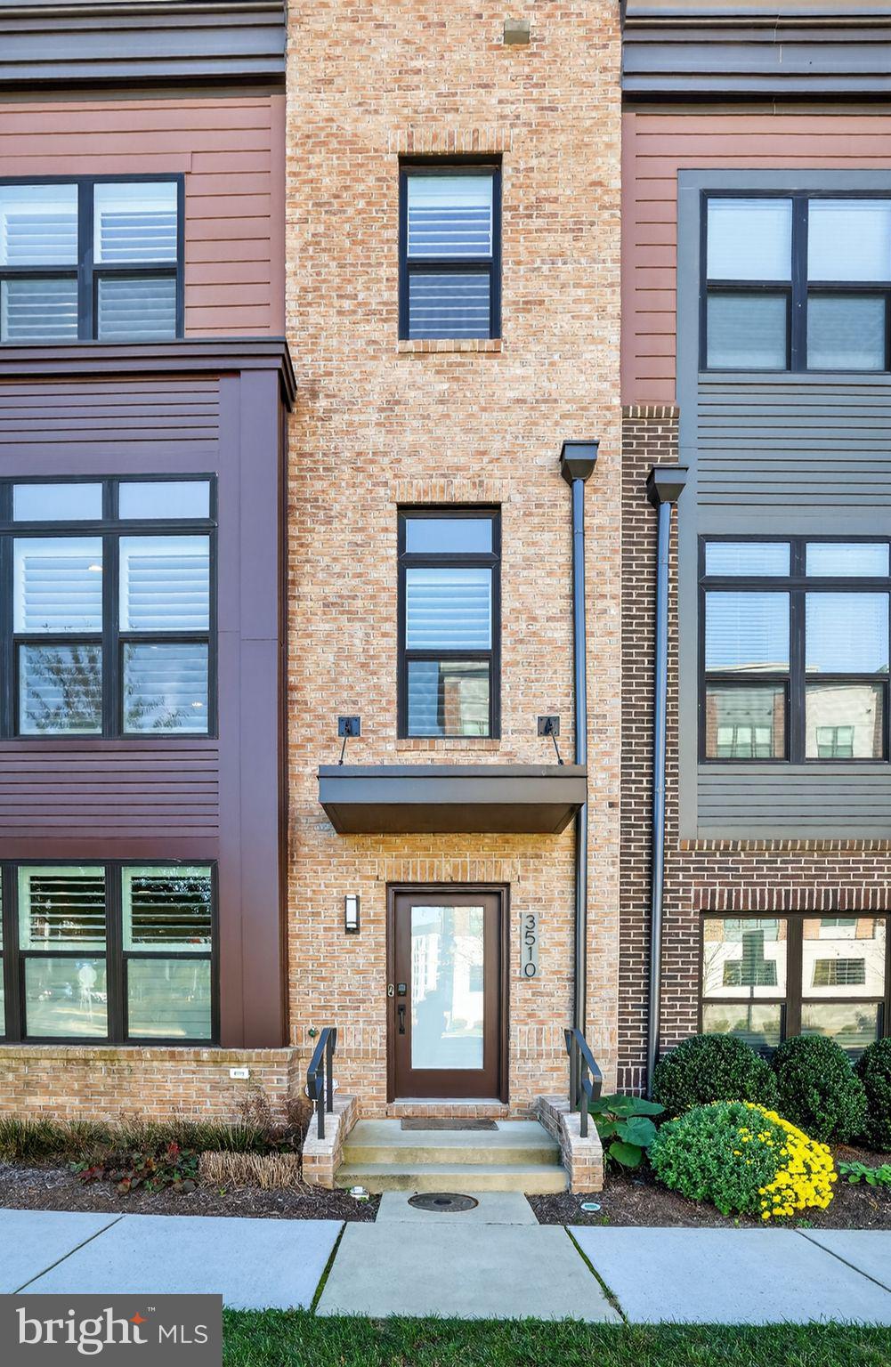 TOWER OAKS - Residential