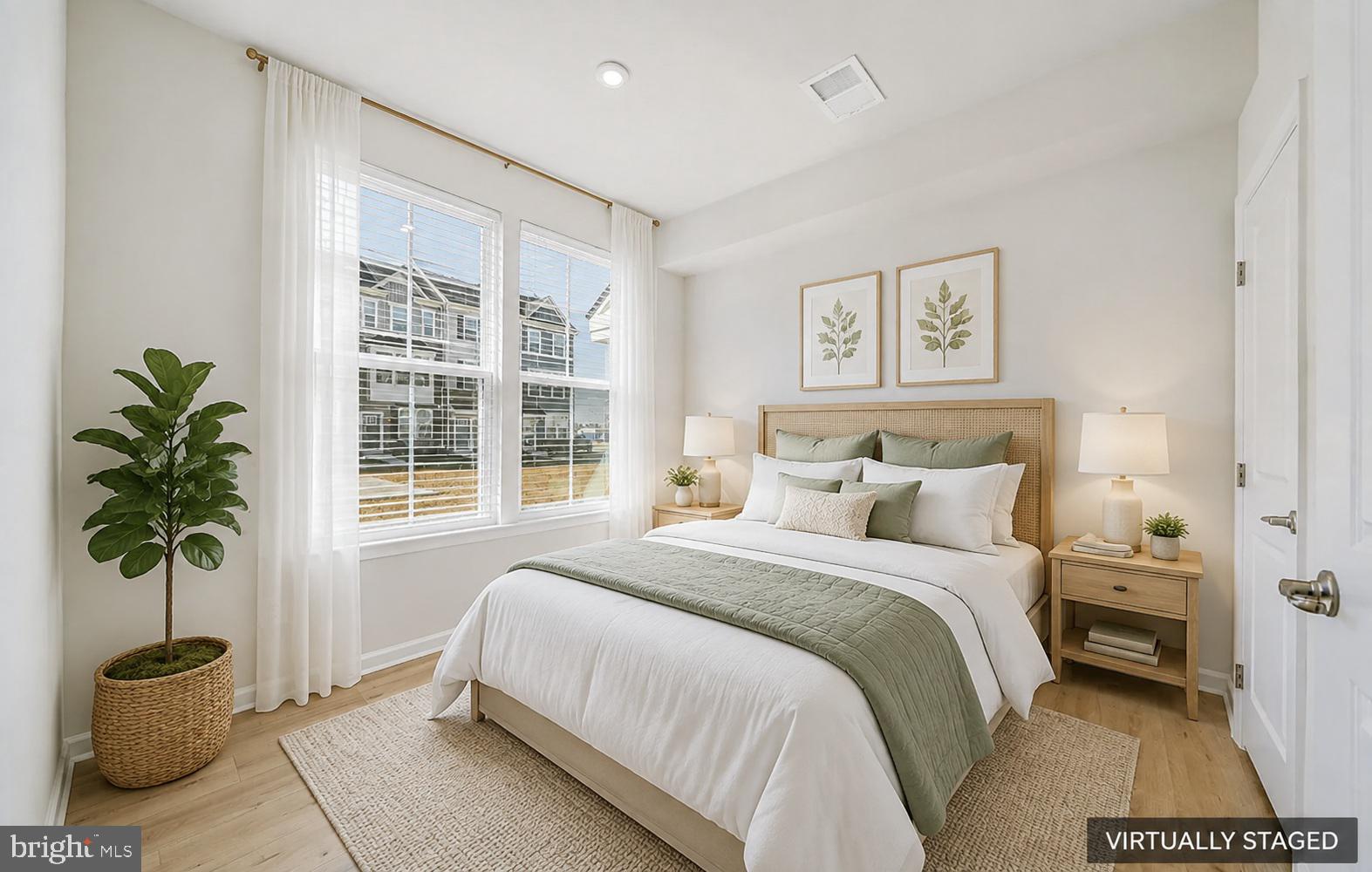 4724 TORREY LANE