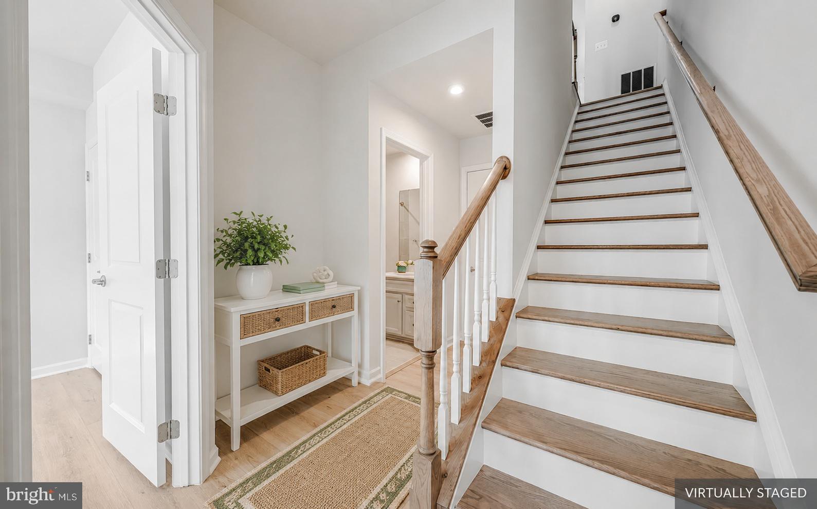 4724 TORREY LANE
