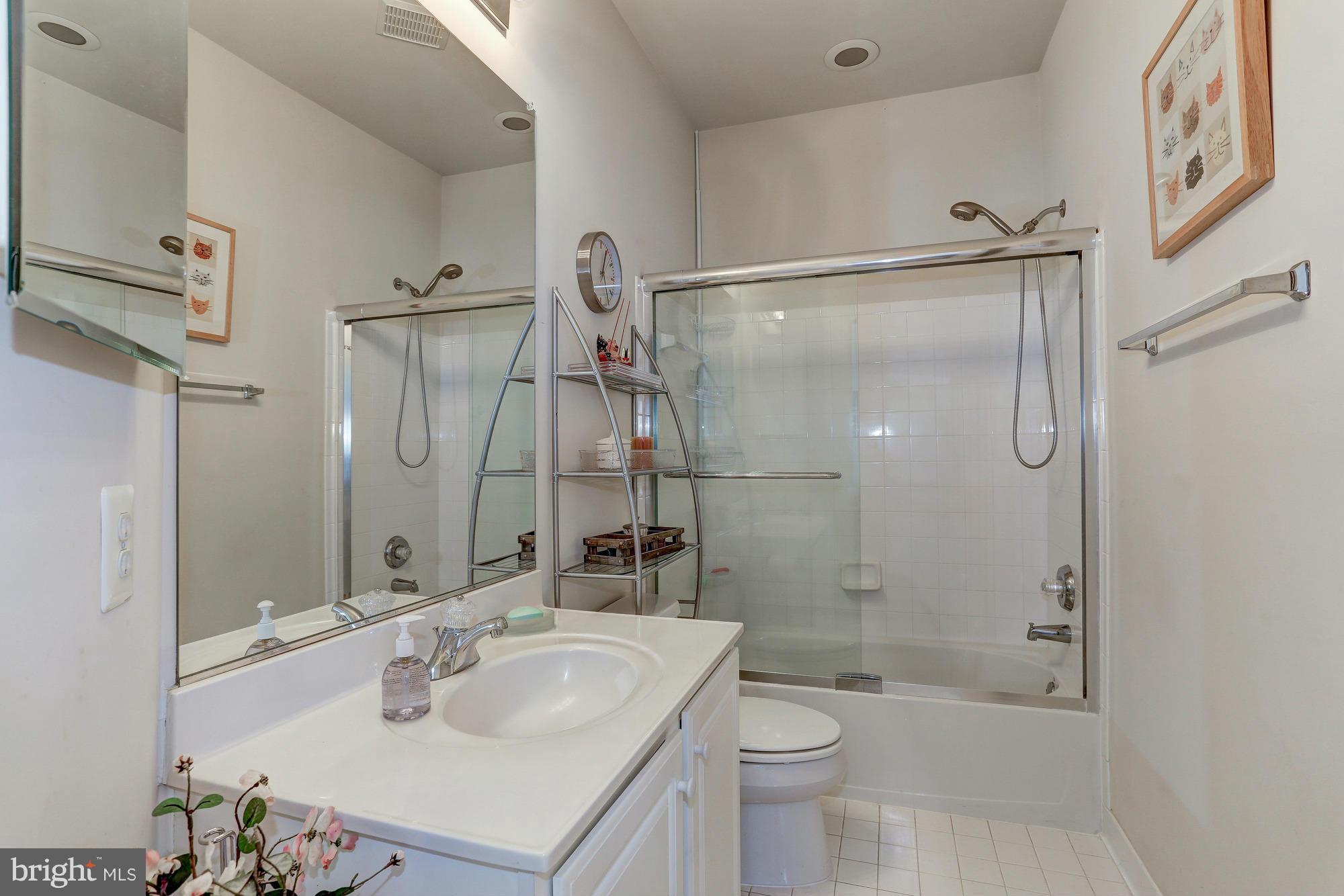 FARRCROFT - Residential