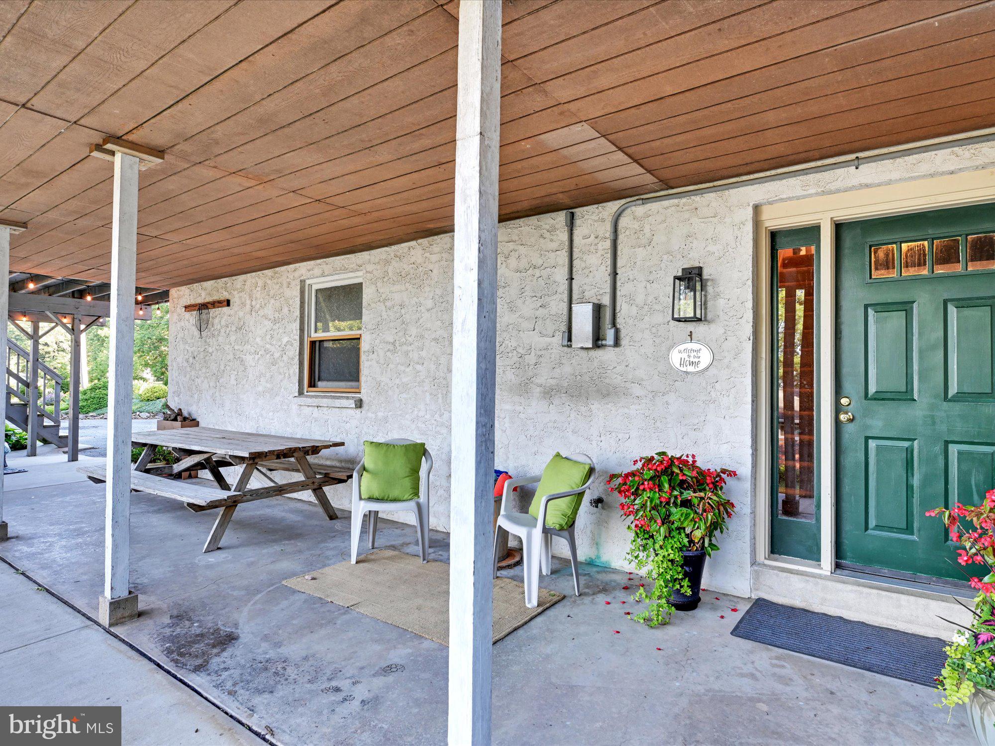 HIMES HILL - Residential