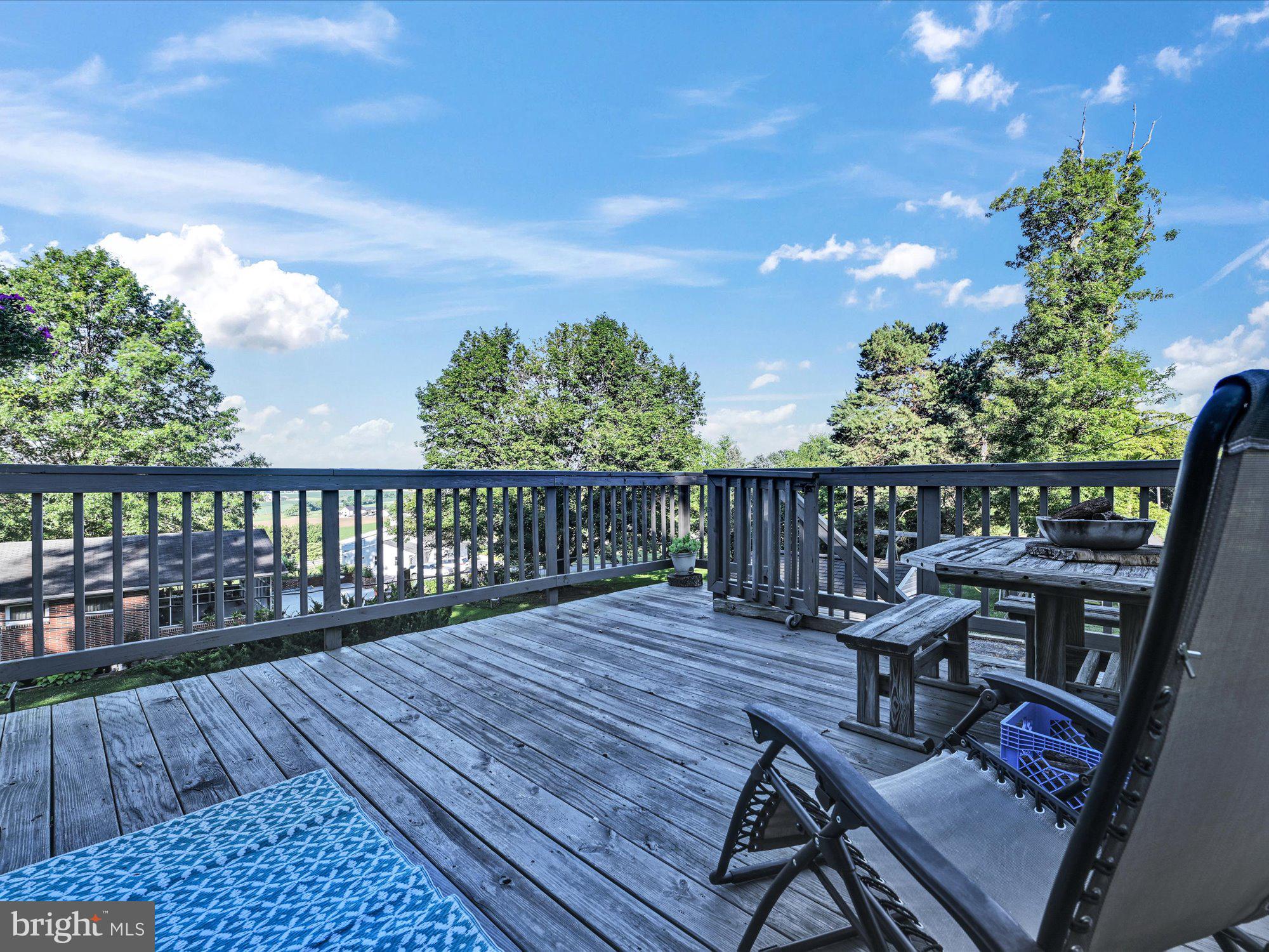 HIMES HILL - Residential