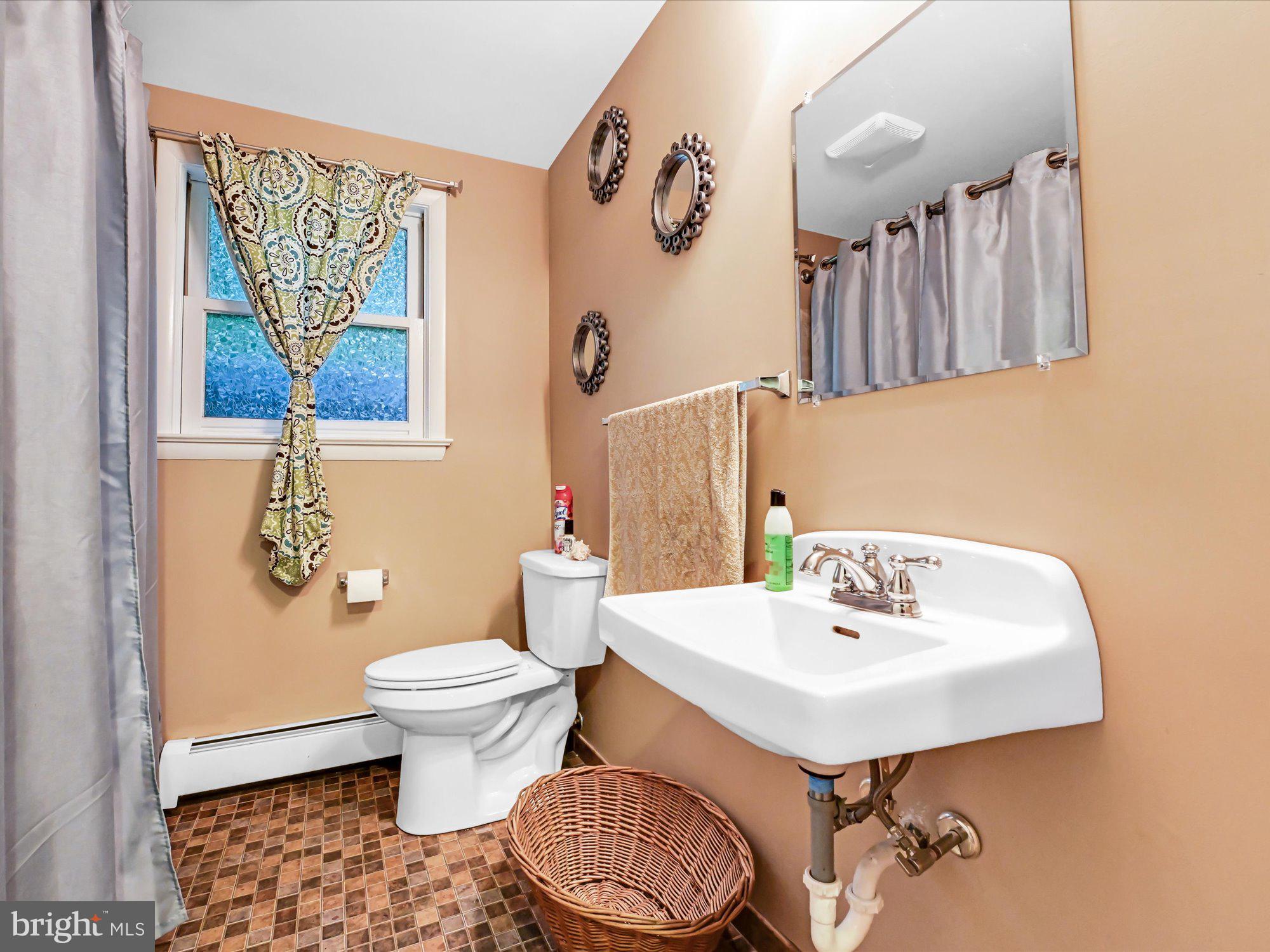 HIMES HILL - Residential