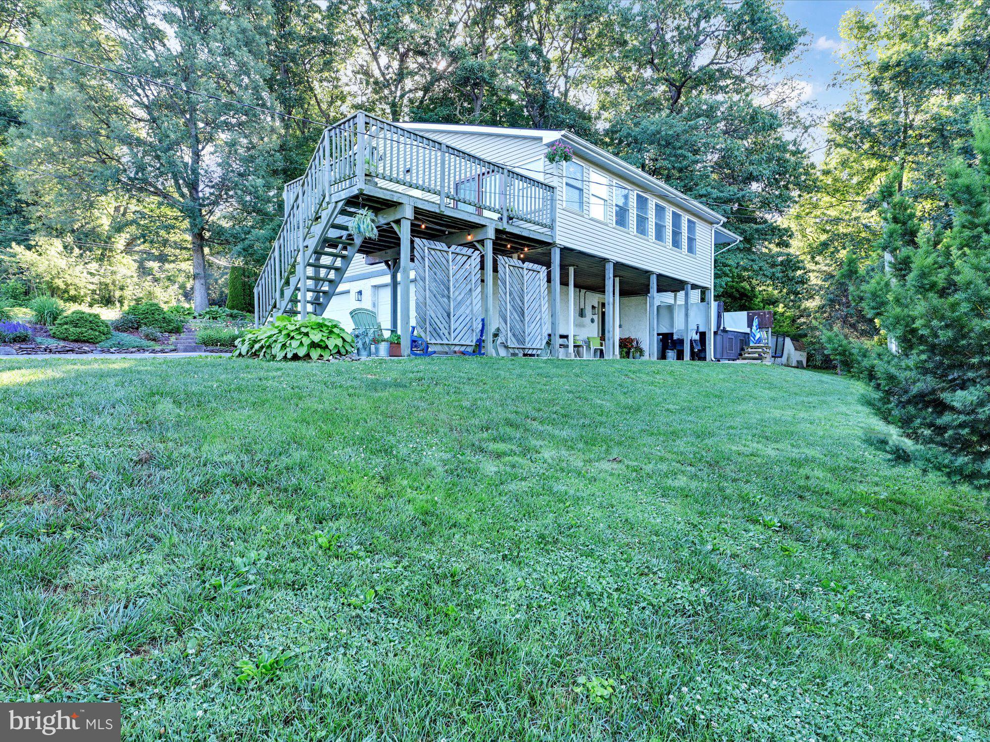 HIMES HILL - Residential