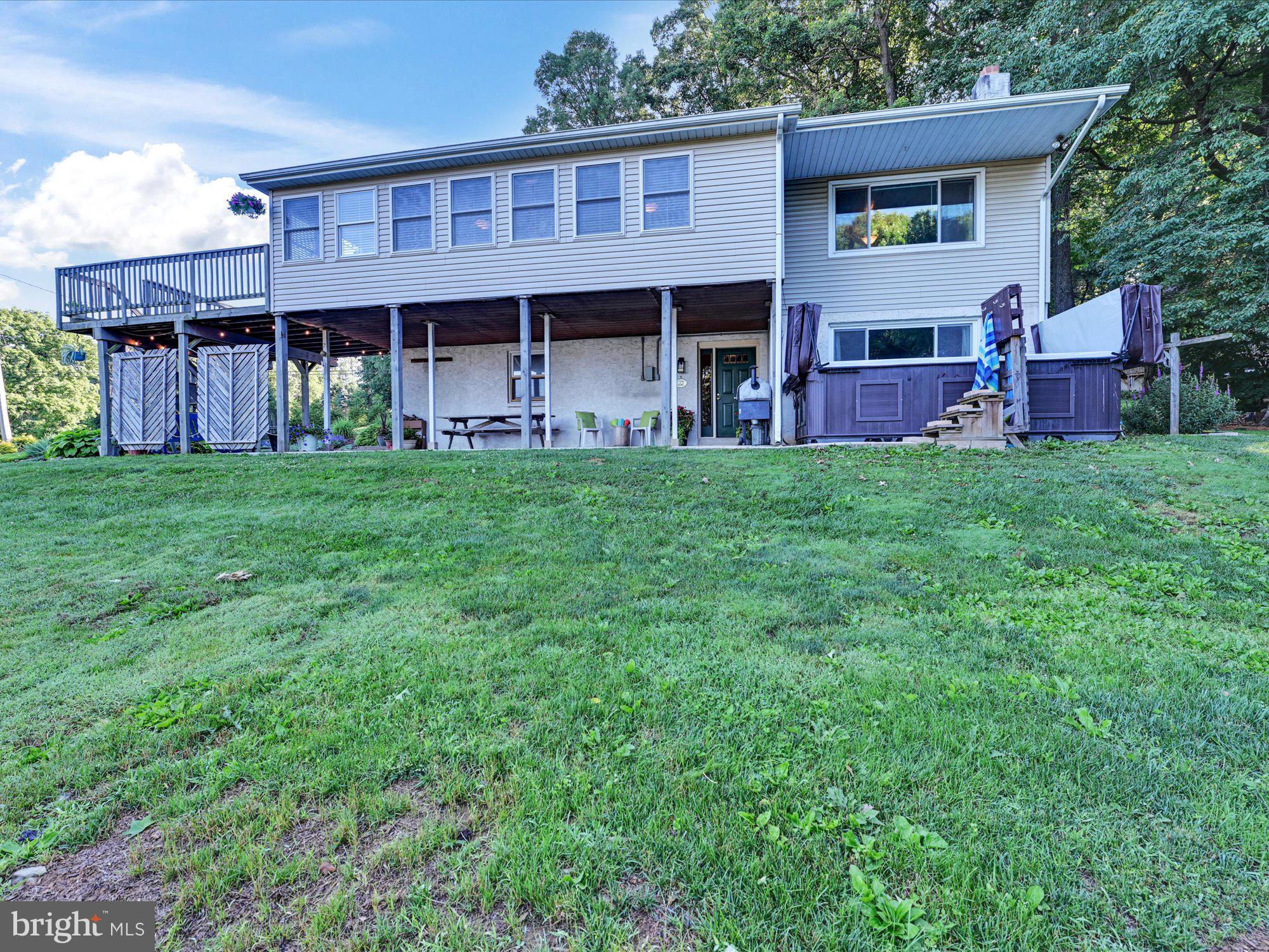 HIMES HILL - Residential