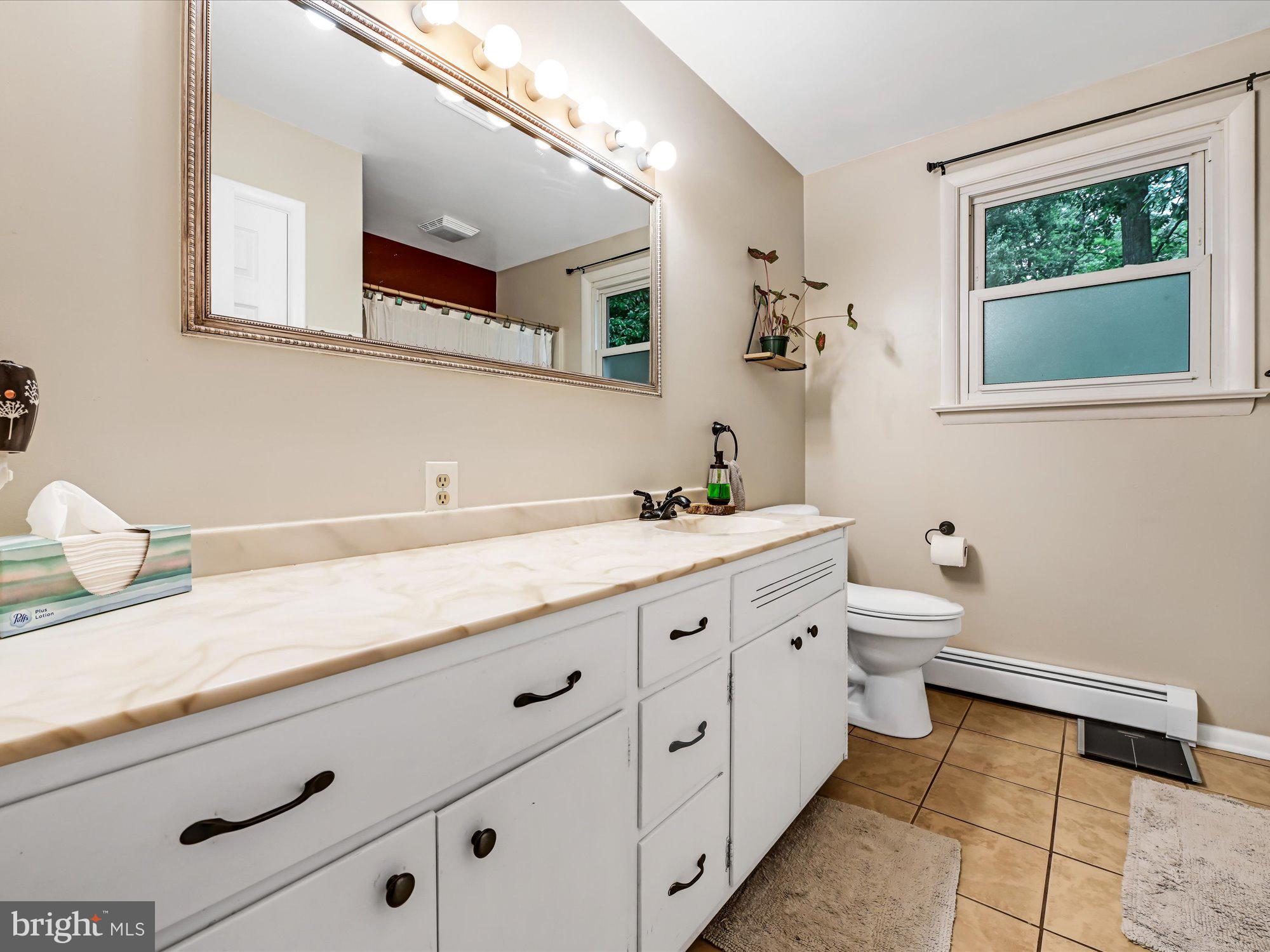 HIMES HILL - Residential