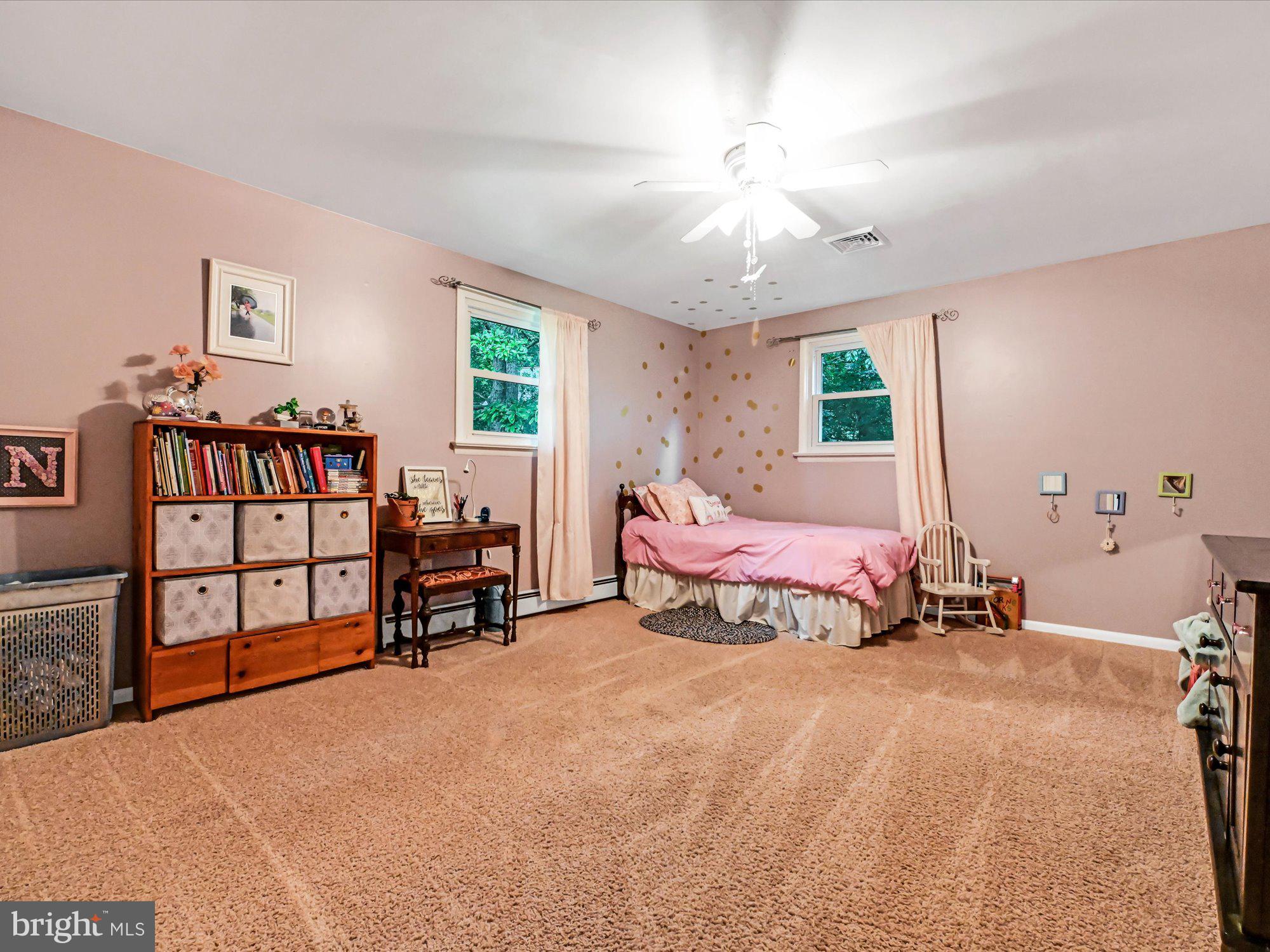 HIMES HILL - Residential