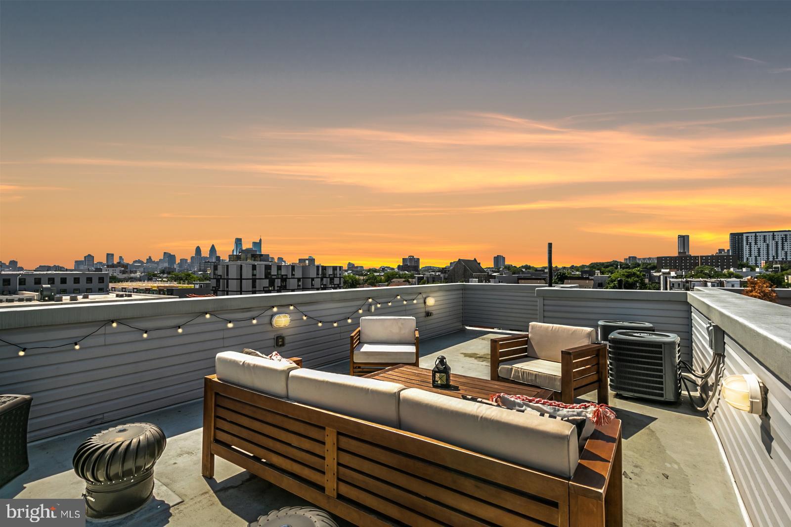 OLDE KENSINGTON - Residential