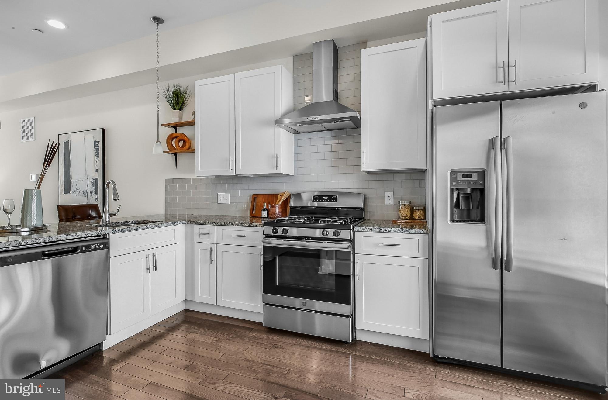 OLDE KENSINGTON - Residential