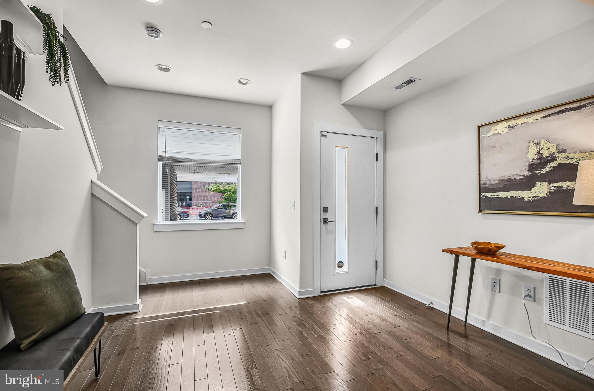 OLDE KENSINGTON - Residential