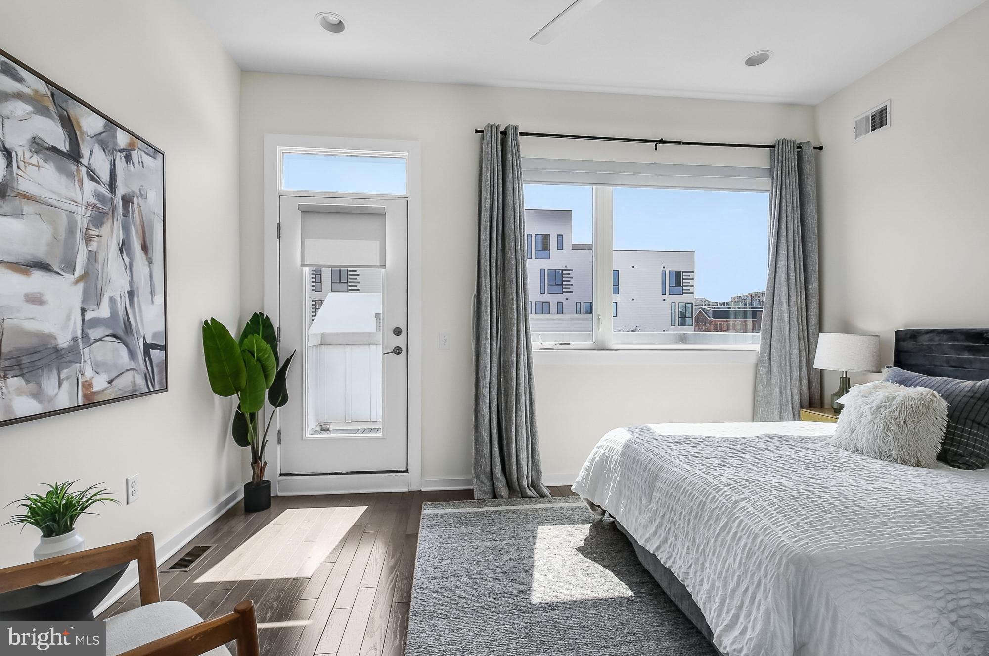 OLDE KENSINGTON - Residential