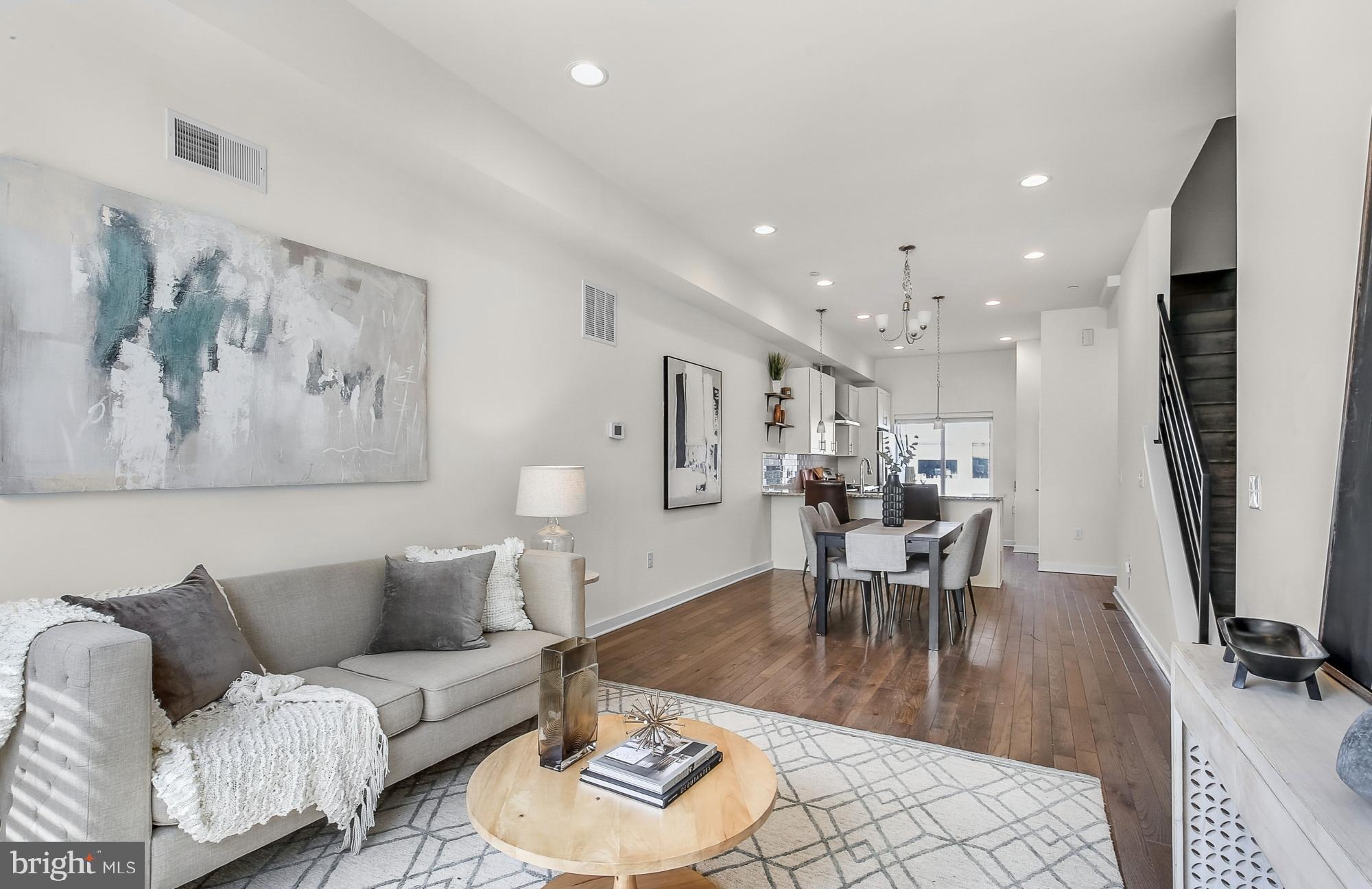 OLDE KENSINGTON - Residential