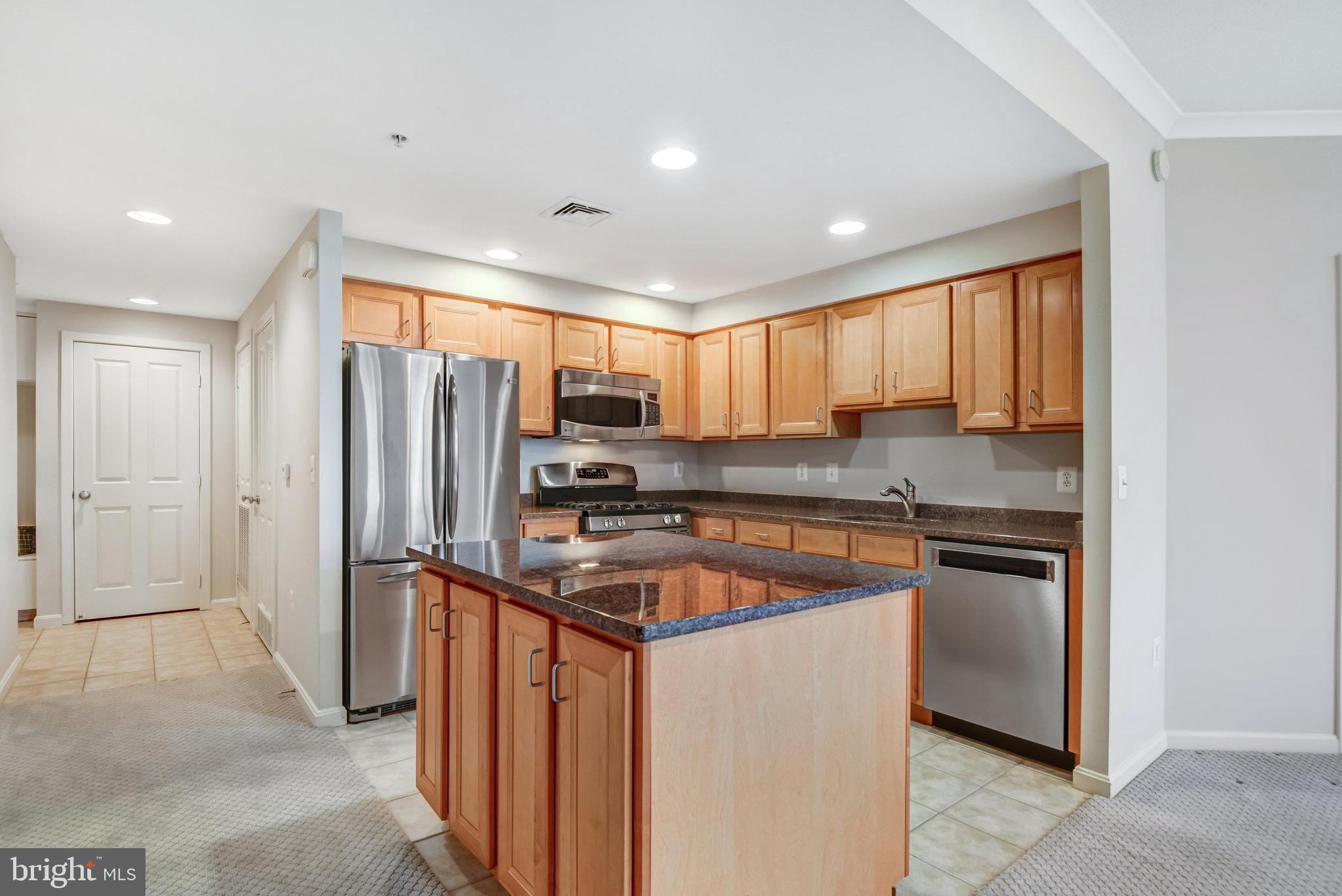 ELAN AT EAST MARKET - Residential