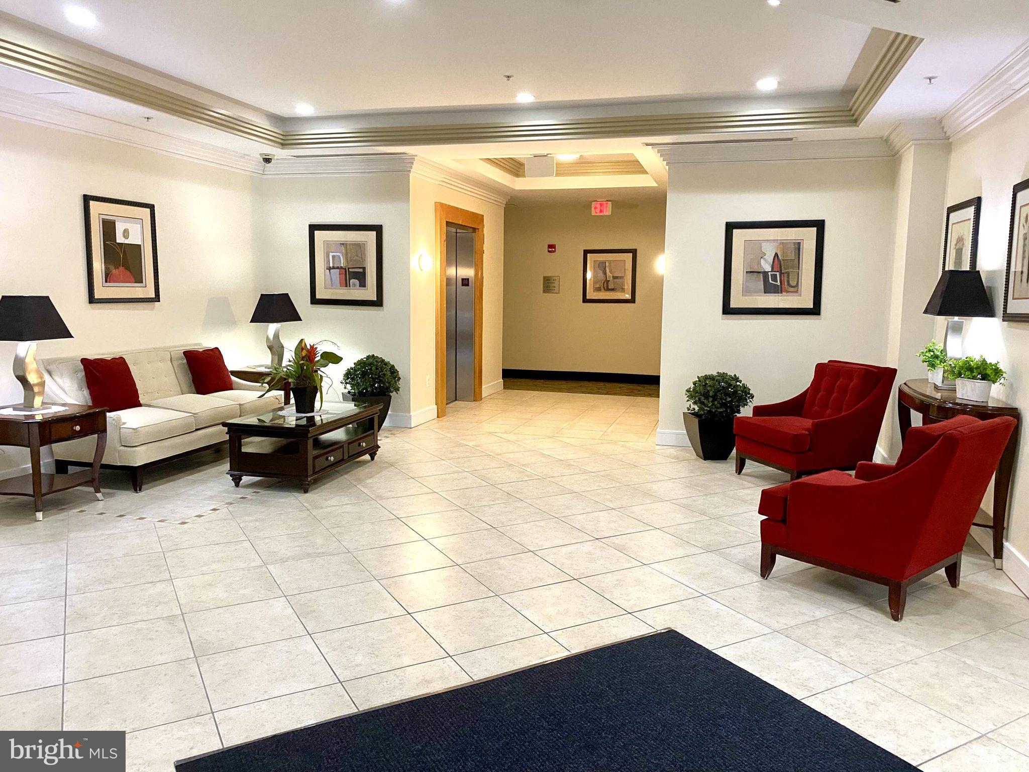 ELAN AT EAST MARKET - Residential