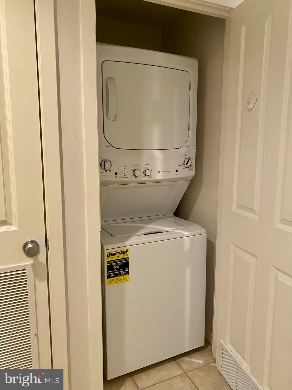 ELAN AT EAST MARKET - Residential