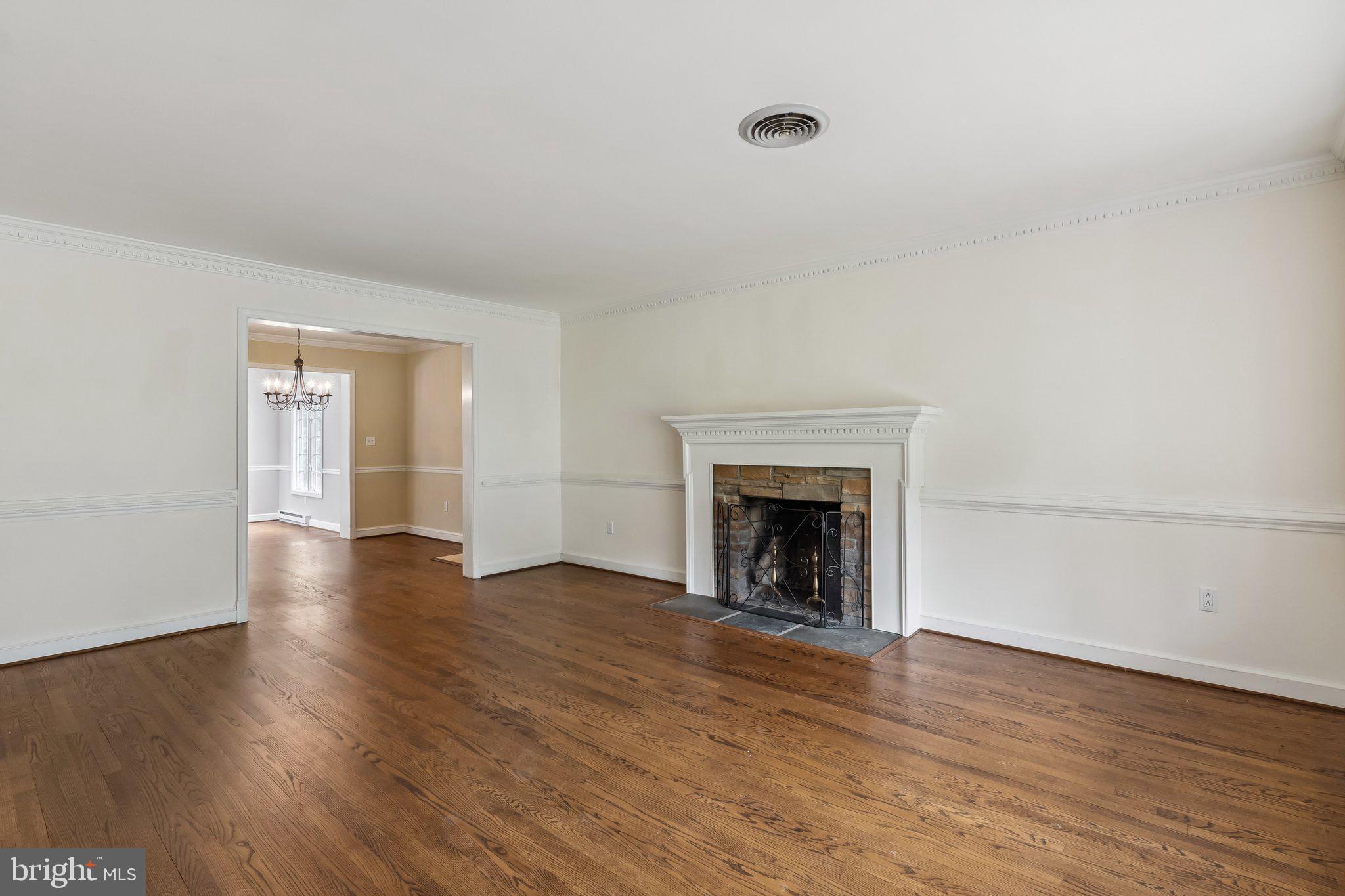 5 CLEARWATER COURT