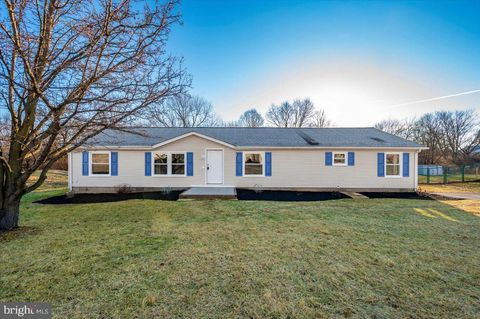 267 TEAL ROAD MARTINSBURG WV 25405
