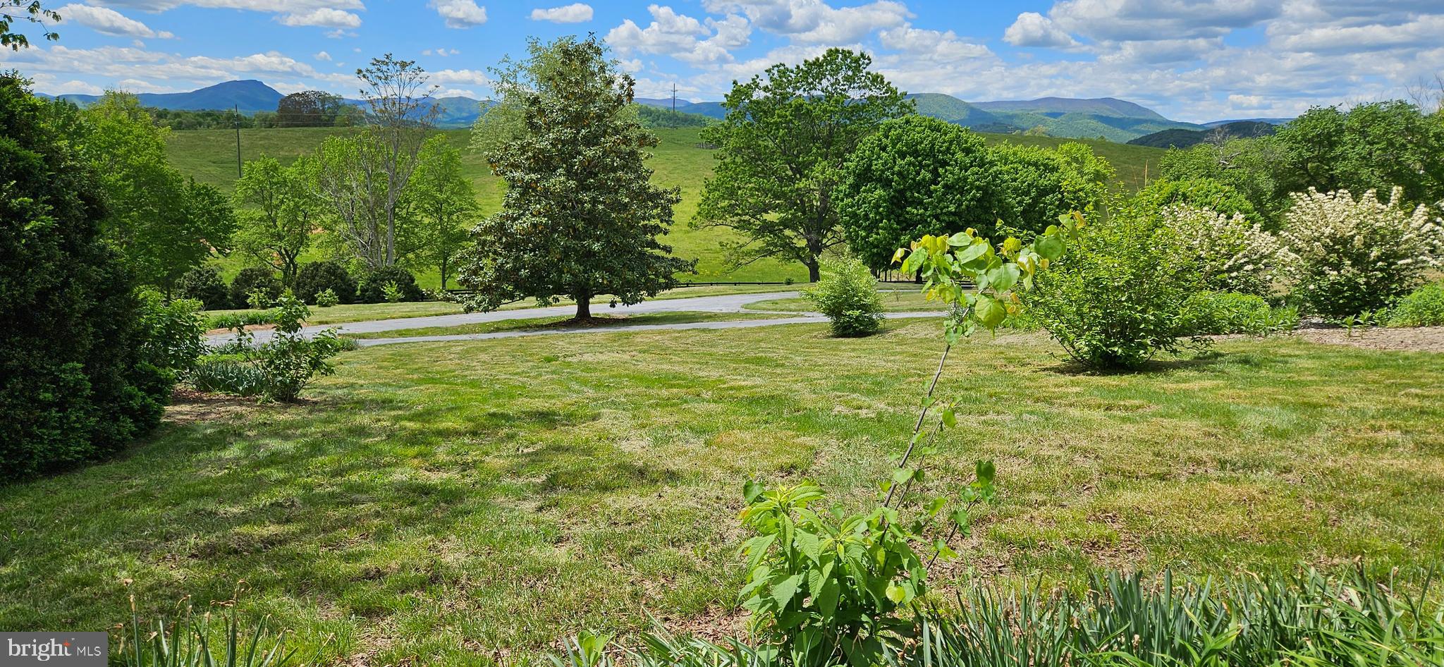 WOODVILLE - Residential