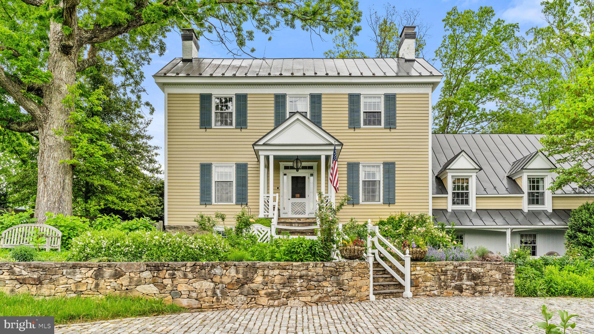 WOODVILLE - Residential