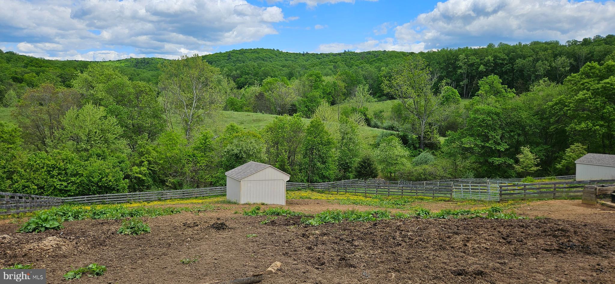 WOODVILLE - Residential