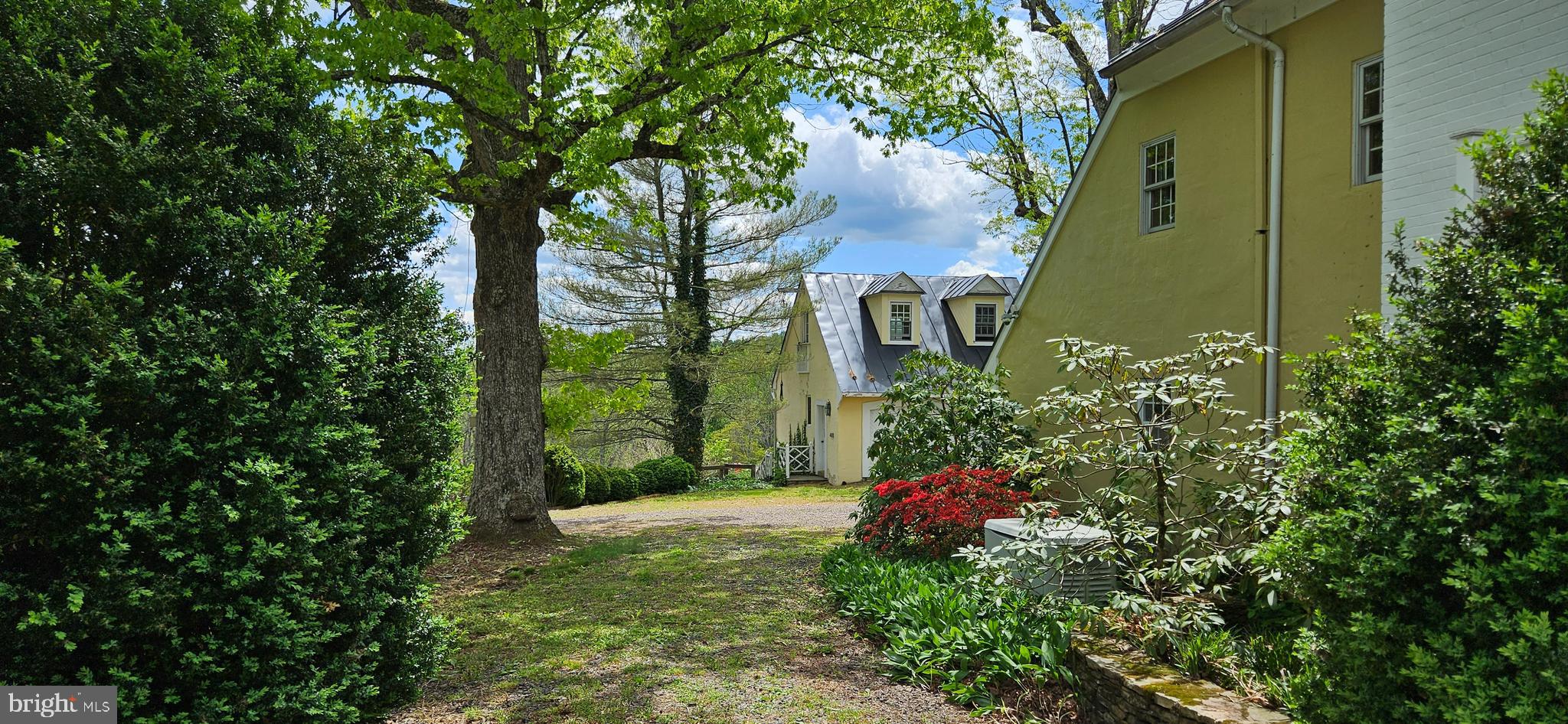 WOODVILLE - Residential