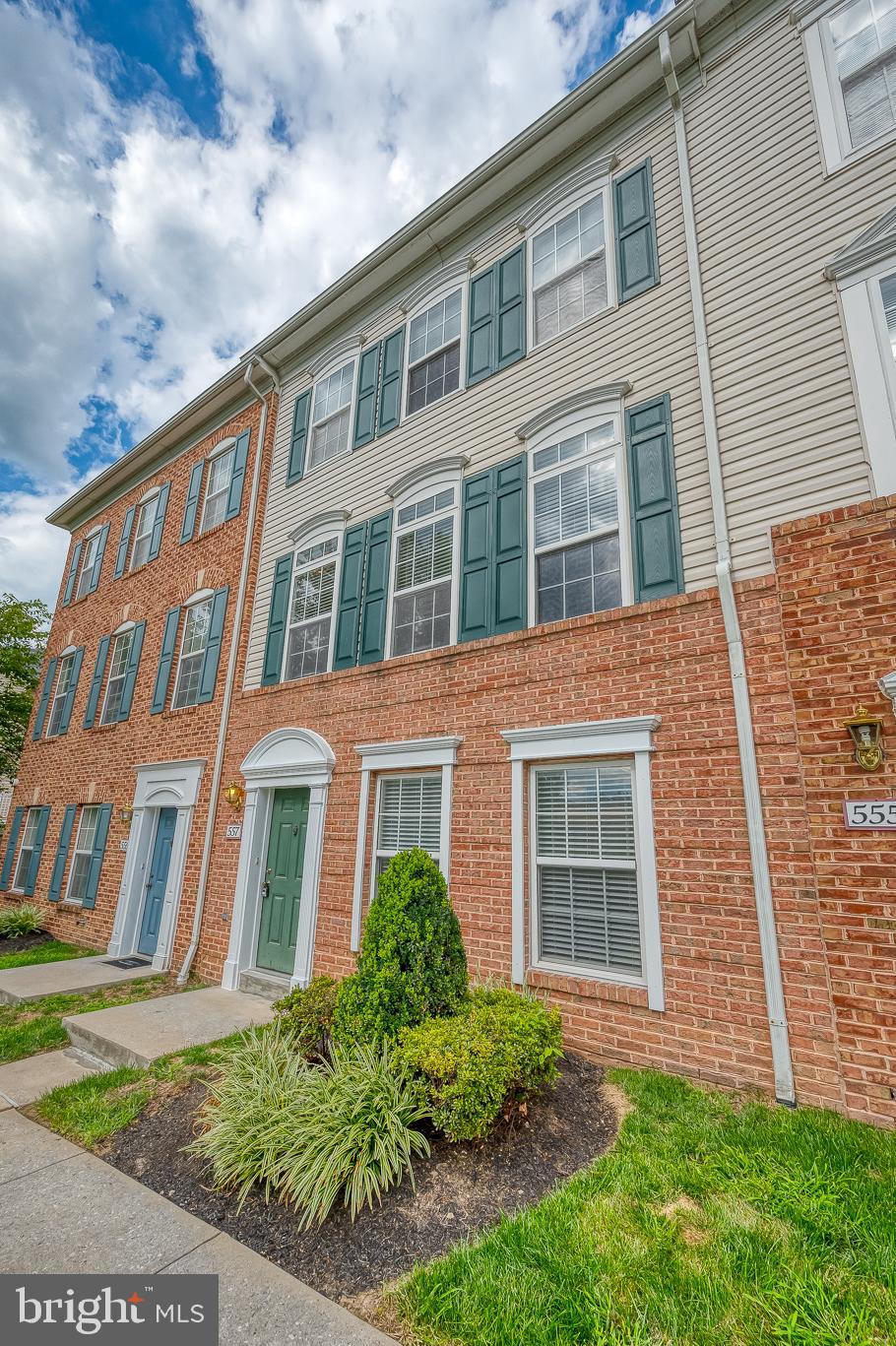 Beautifully updated 2 Bedroom, 2 Full Bath Townhome with 3 levels and a 2 car garage located in the desirable High View at Hunt Valley community. Enter from the front of your garage to a generous size closet and a front room perfect for a den/office for remote workers. On the main level, the Gourmet, Granite Kitchen w/Stainless Steel Appliances and a Breakfast Bar opens up to a washer and dryer, 2 pantries and a nicely sized dining area with a sliding glass door to the rear deck. Spacious Living Room with wood flooring, a wall of windows for natural light and a gas fireplace, are perfect for relaxing or entertaining. Upstairs the generously sized Primary Suite features an upgraded bathroom with dual sink vanity, decorative hardware and lighting along with a tub/shower combo. The 2nd bedroom also has a walk in closet, updated bathroom w/dual vanities, decorative hardware and a tub/shower combo. The amenities of High View are unparalleled and available for use by the tenant(s). (Tenants will need to sign and adhere to High Views Rules/Regulations and move in requirements) Board Approval is required prior to prospective tenant move in. This location is super convenient to area shopping, dining and access to I-83 and I-695. See Rent Spree Application Link for all occupants over 18 years old to apply. Strong Credit over 700 is Required by Landlord. Pets on a Case By Case Basis. No Smokers, No Exceptions!