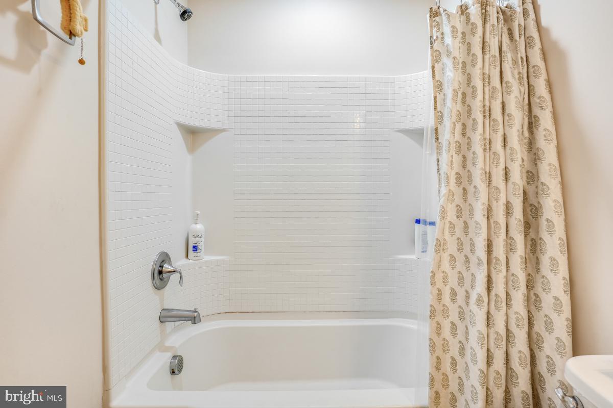 GLADHILL ESTATES - Residential