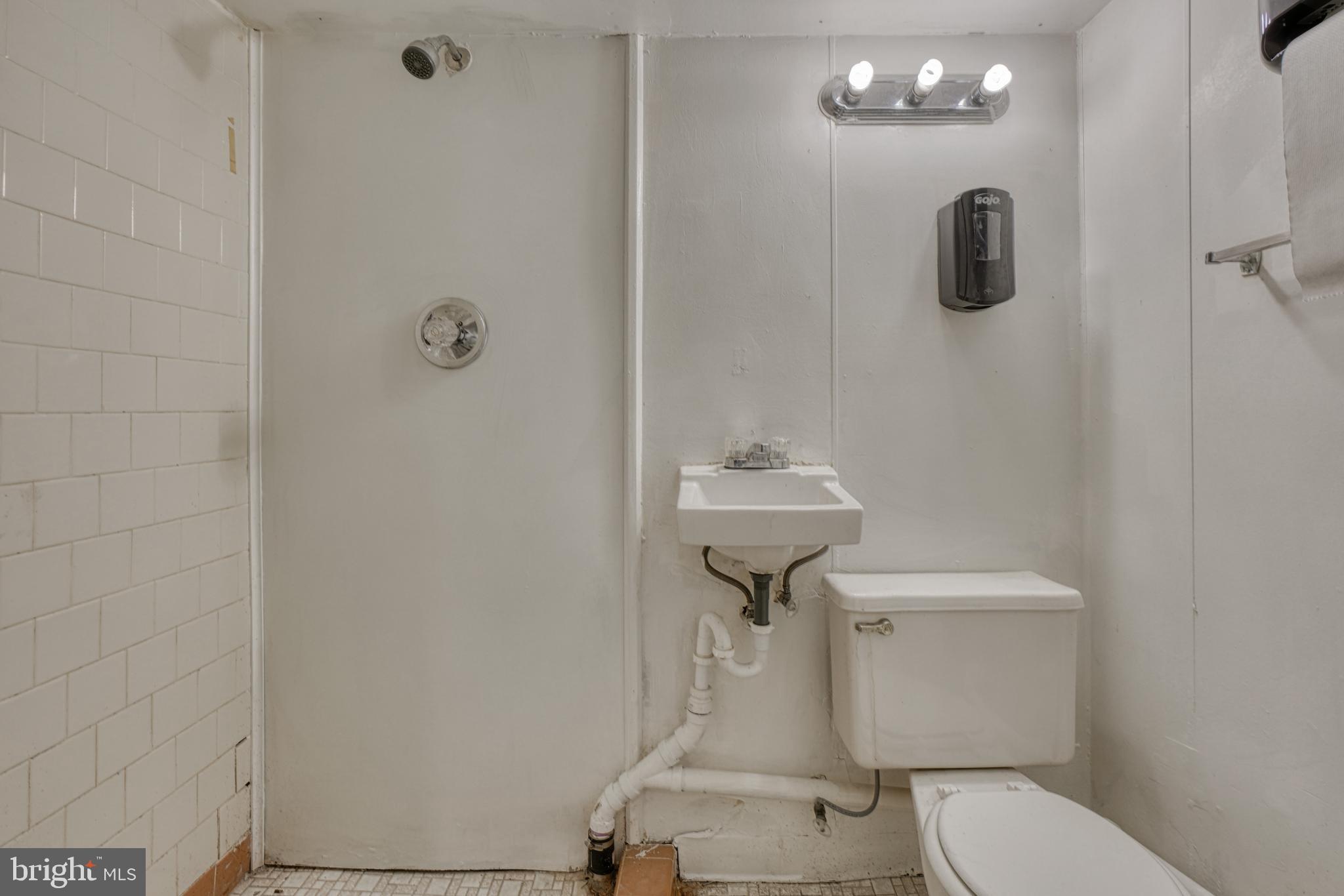 WILSON HEIGHTS - Residential Income