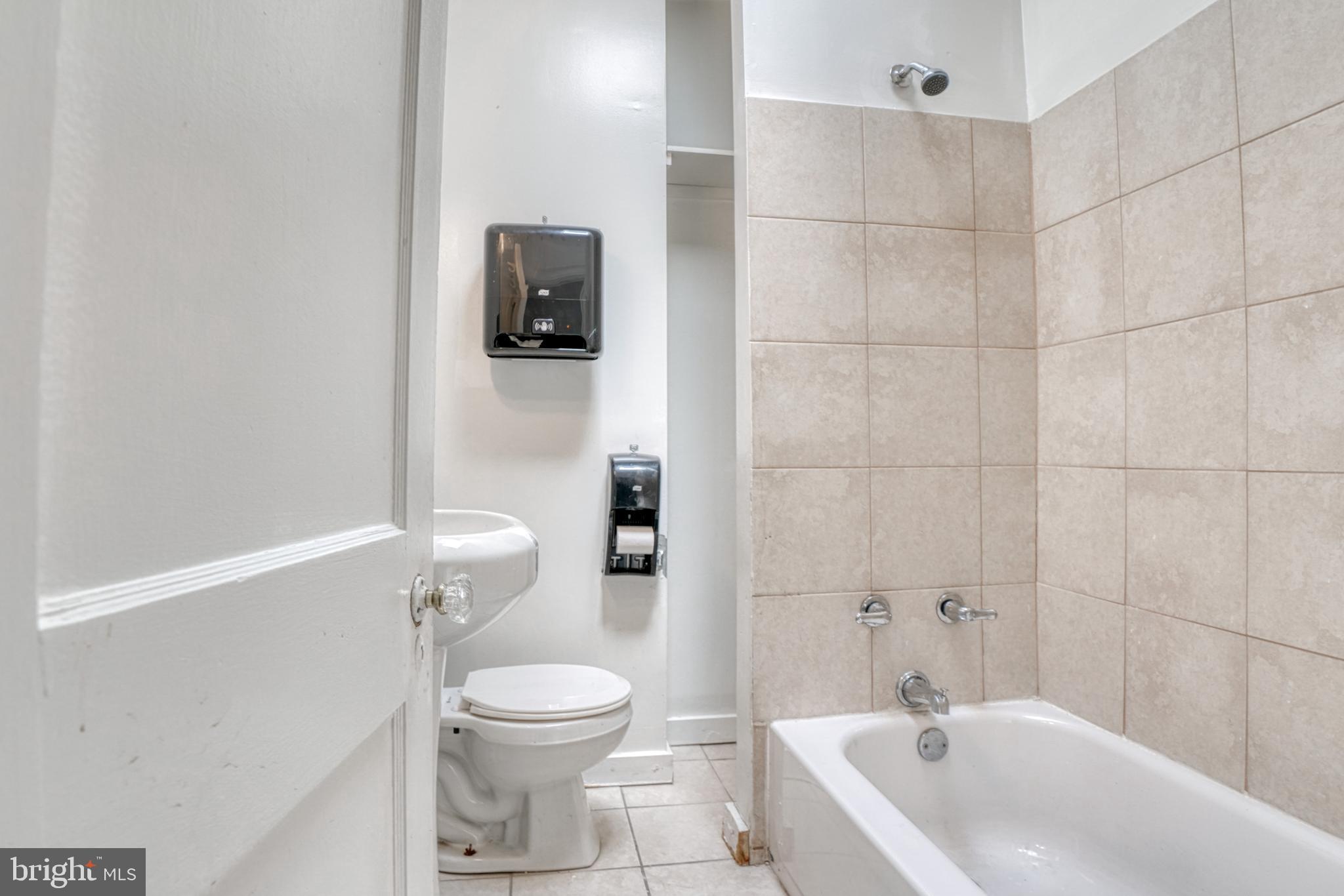 WILSON HEIGHTS - Residential Income