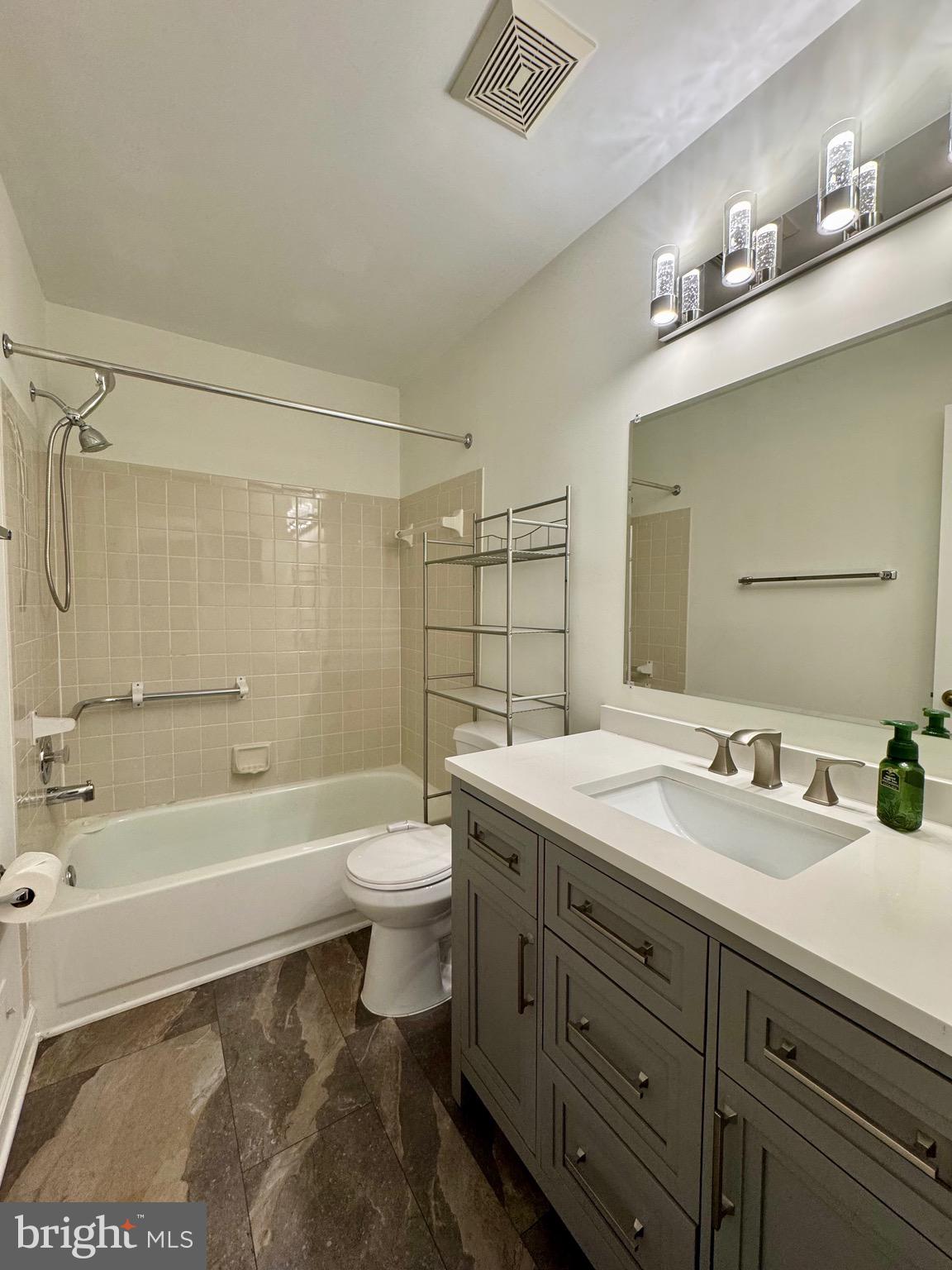 RUNNYMEADE - Residential Lease