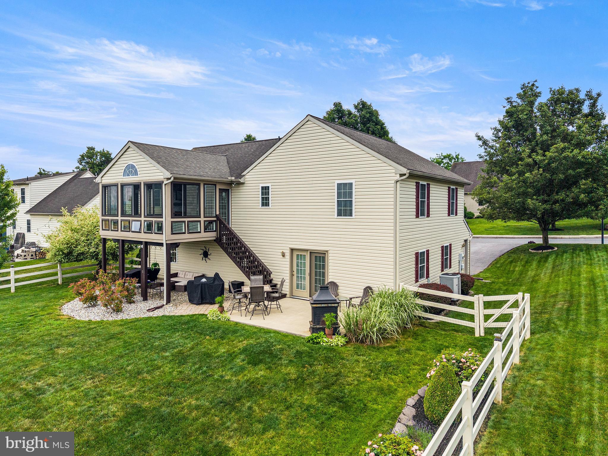 349 FARM VIEW DR.