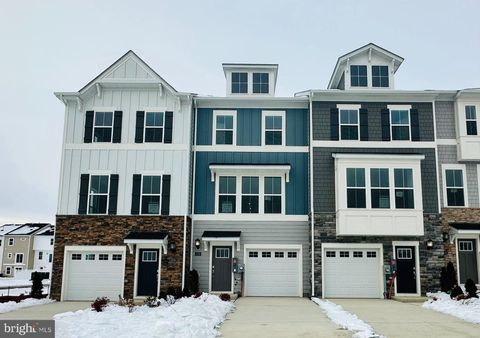 Tiny photo for 10536 Cobbler Place, WHITE PLAINS, MD 20695 (MLS # MDCH2054282)