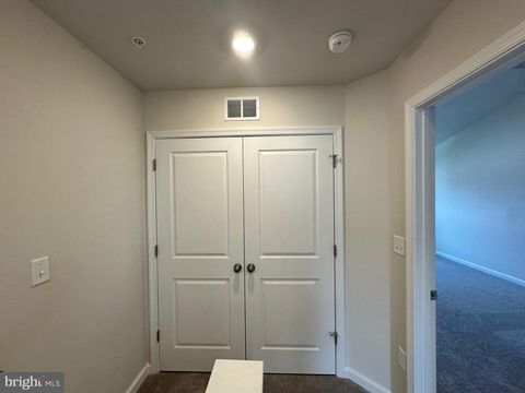 Tiny photo for 10536 Cobbler Place, WHITE PLAINS, MD 20695 (MLS # MDCH2054282)