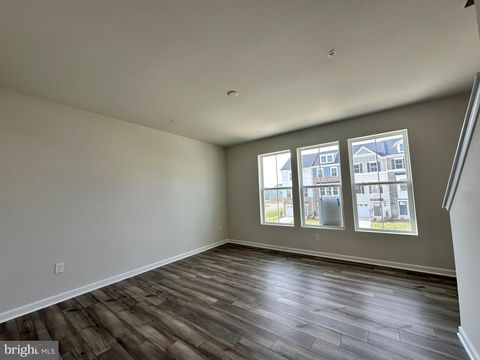 Tiny photo for 10536 Cobbler Place, WHITE PLAINS, MD 20695 (MLS # MDCH2054282)