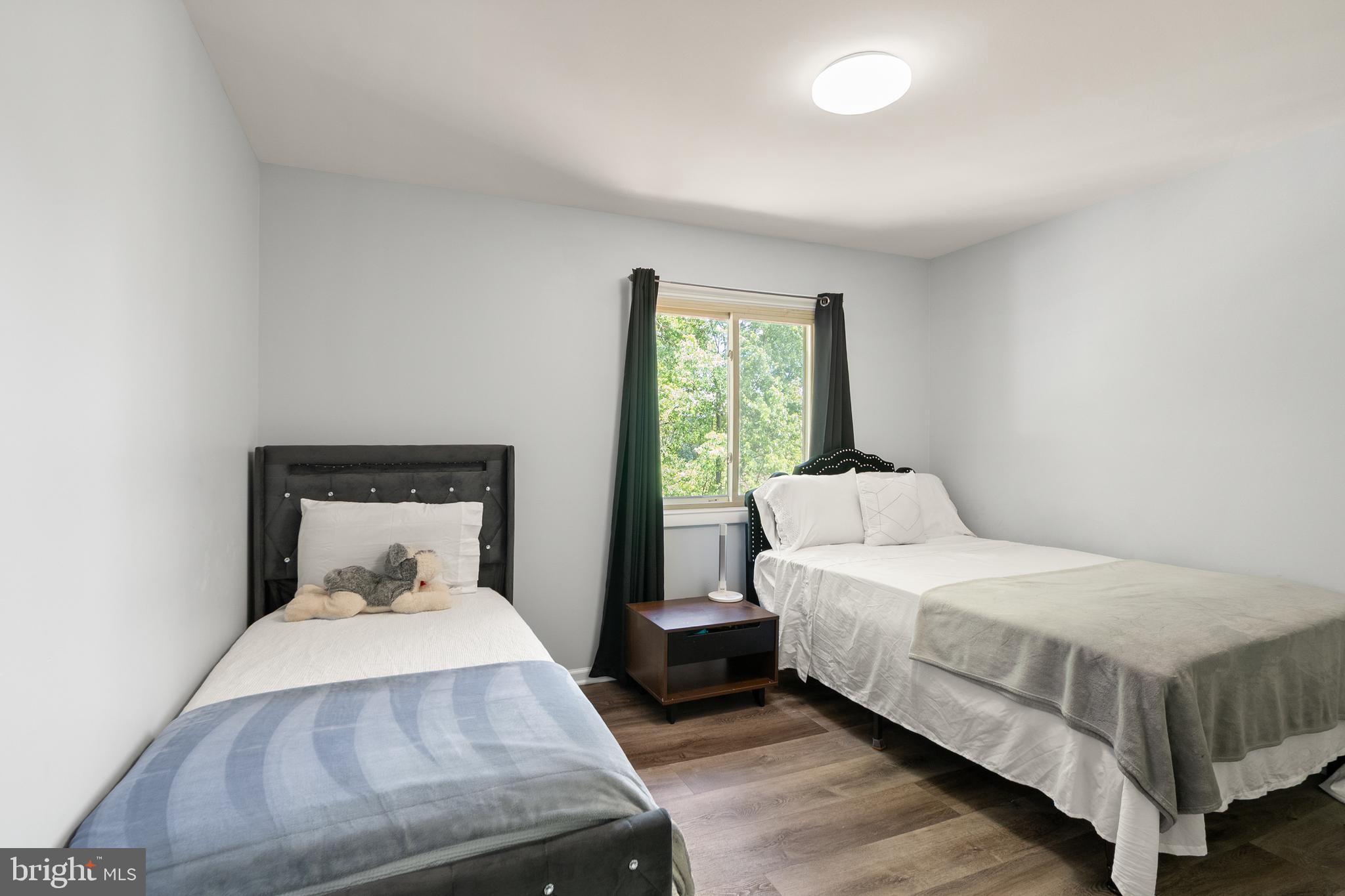 LAKE RIDGE - Residential