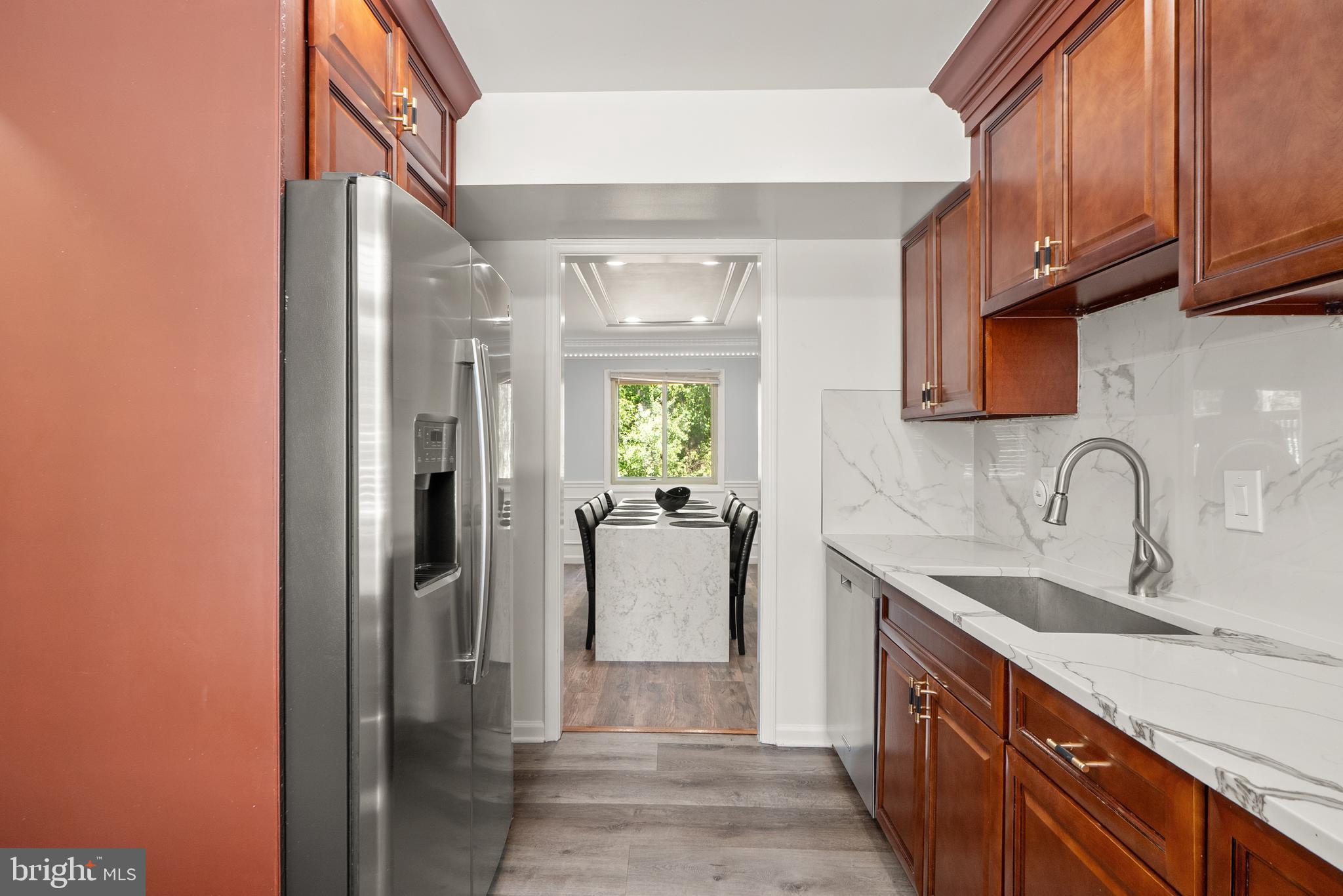LAKE RIDGE - Residential