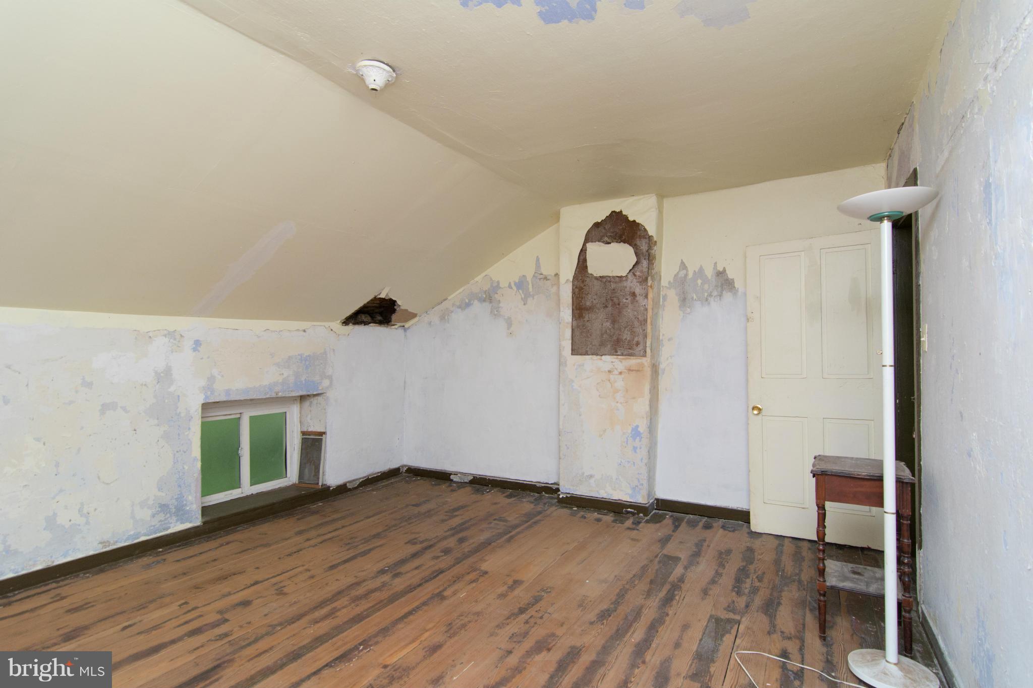 HAMPDEN HISTORIC DISTRICT - Residential