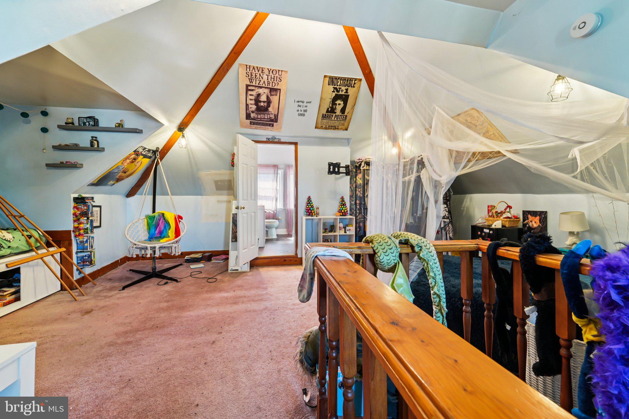 LAURAVILLE HISTORIC DISTRICT - Residential