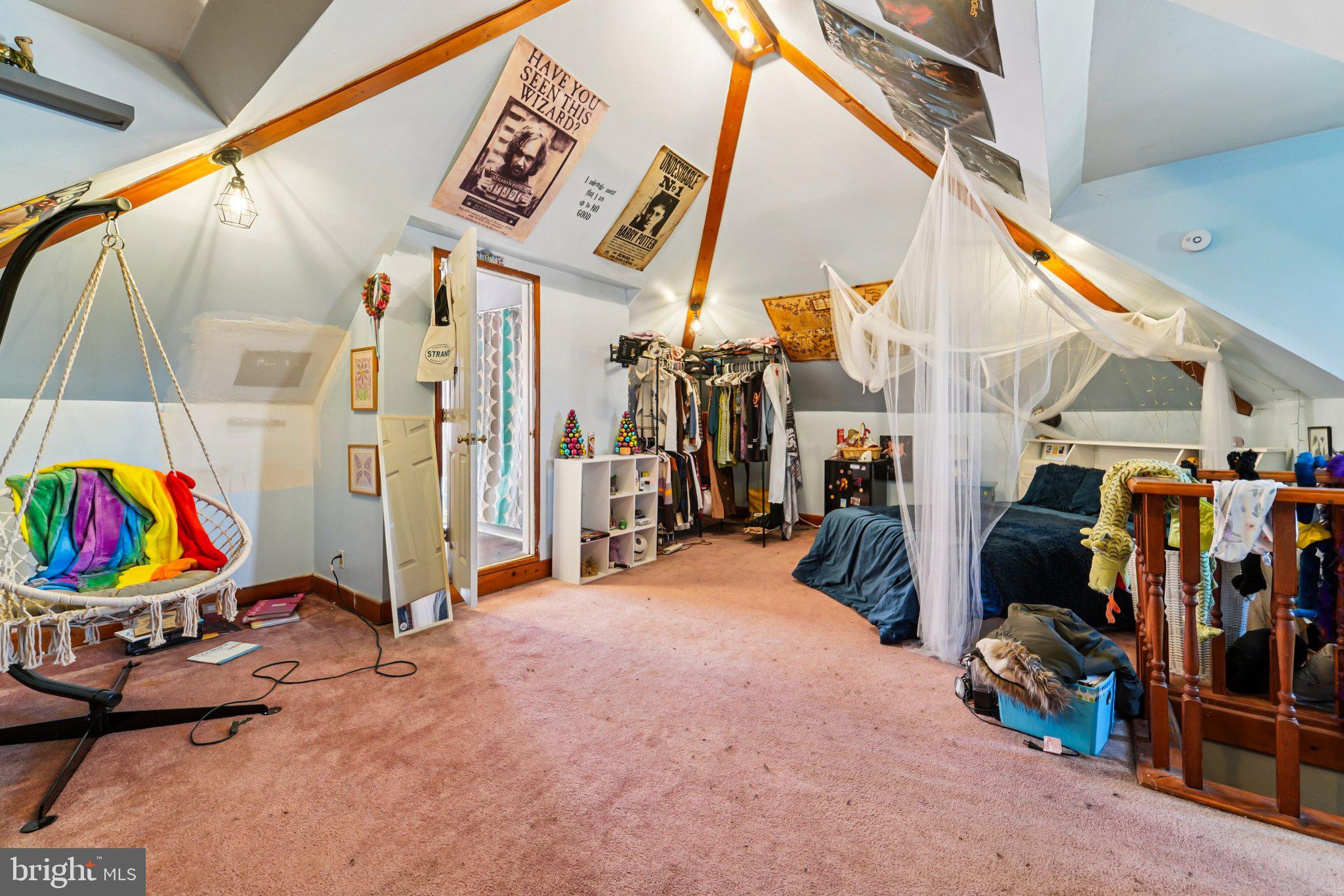 LAURAVILLE HISTORIC DISTRICT - Residential