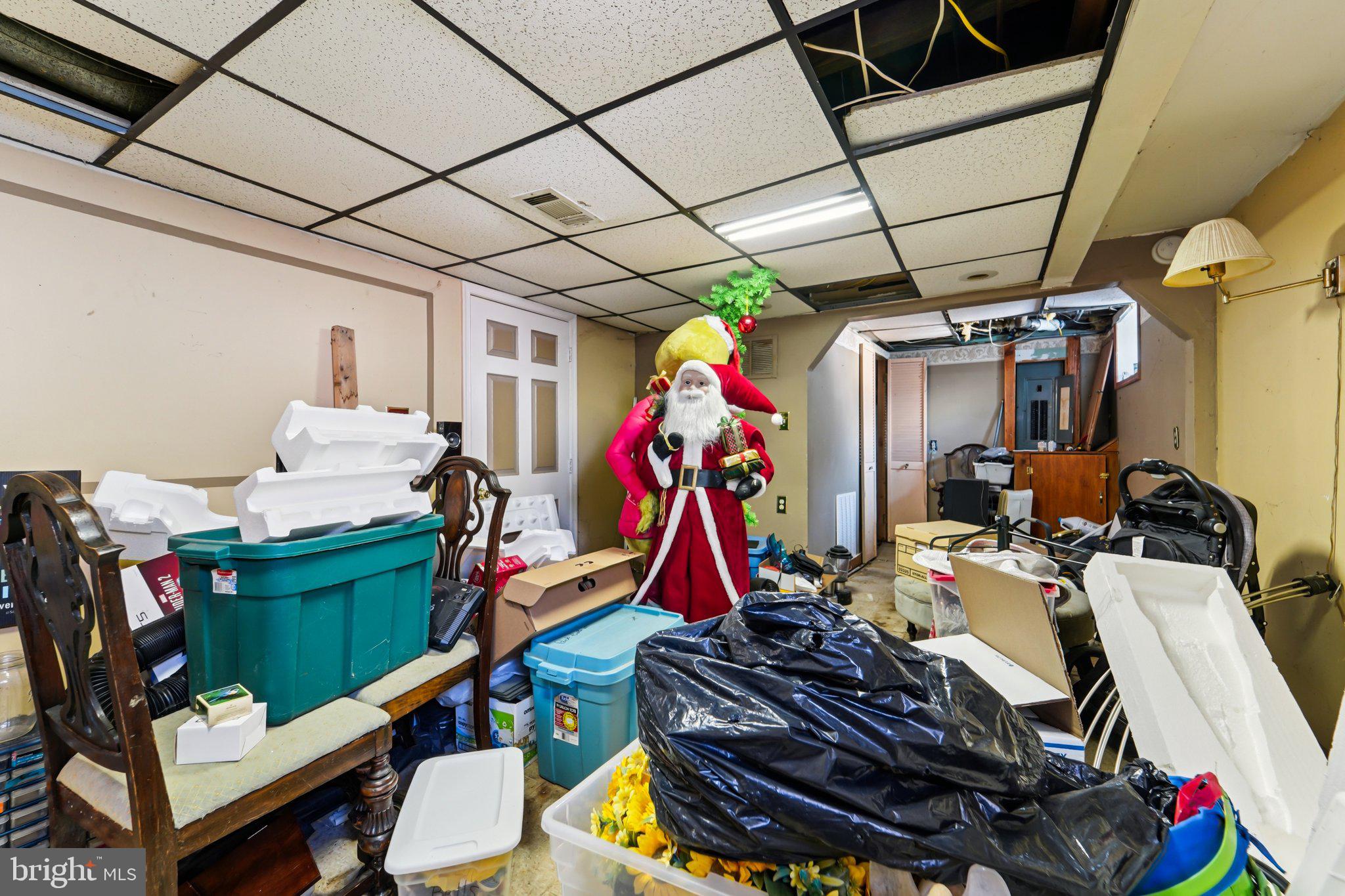 LAURAVILLE HISTORIC DISTRICT - Residential