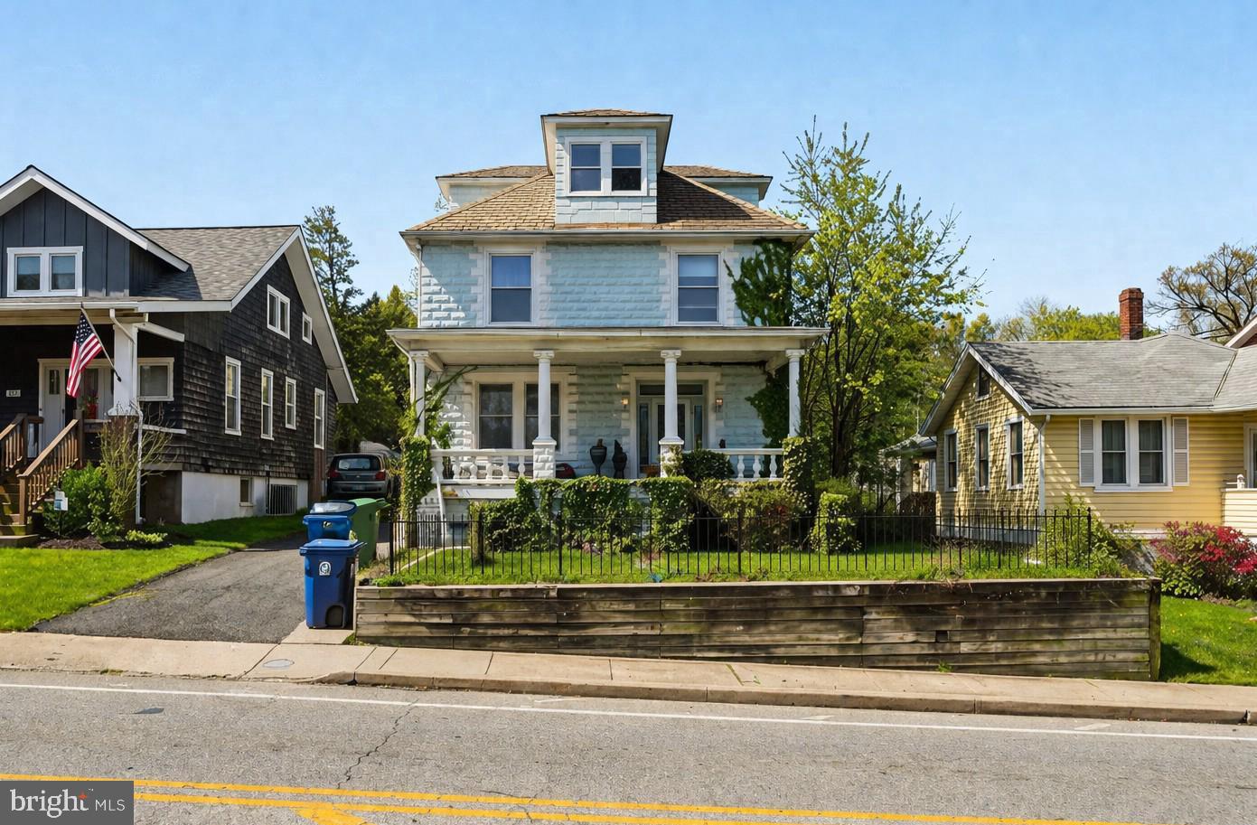 LAURAVILLE HISTORIC DISTRICT - Residential