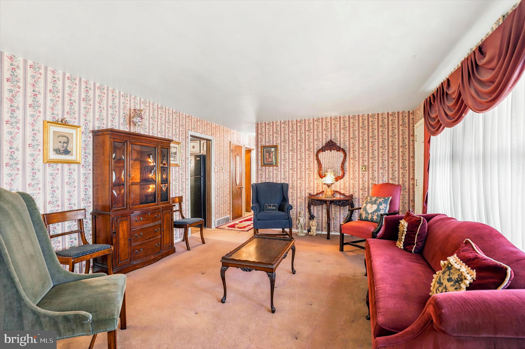 811 RIDLEY CREEK DRIVE