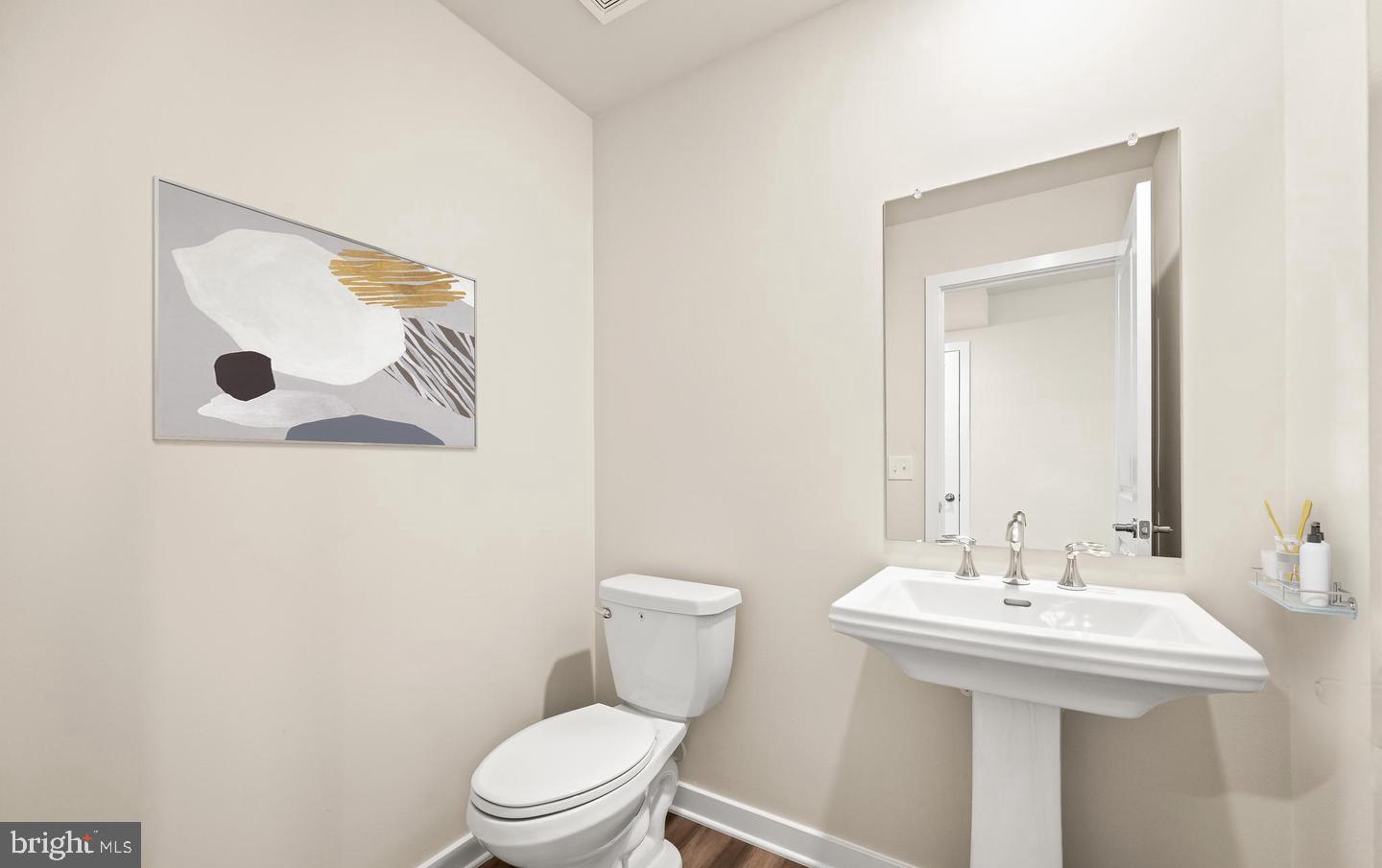 RIVER POINTE - Residential Lease