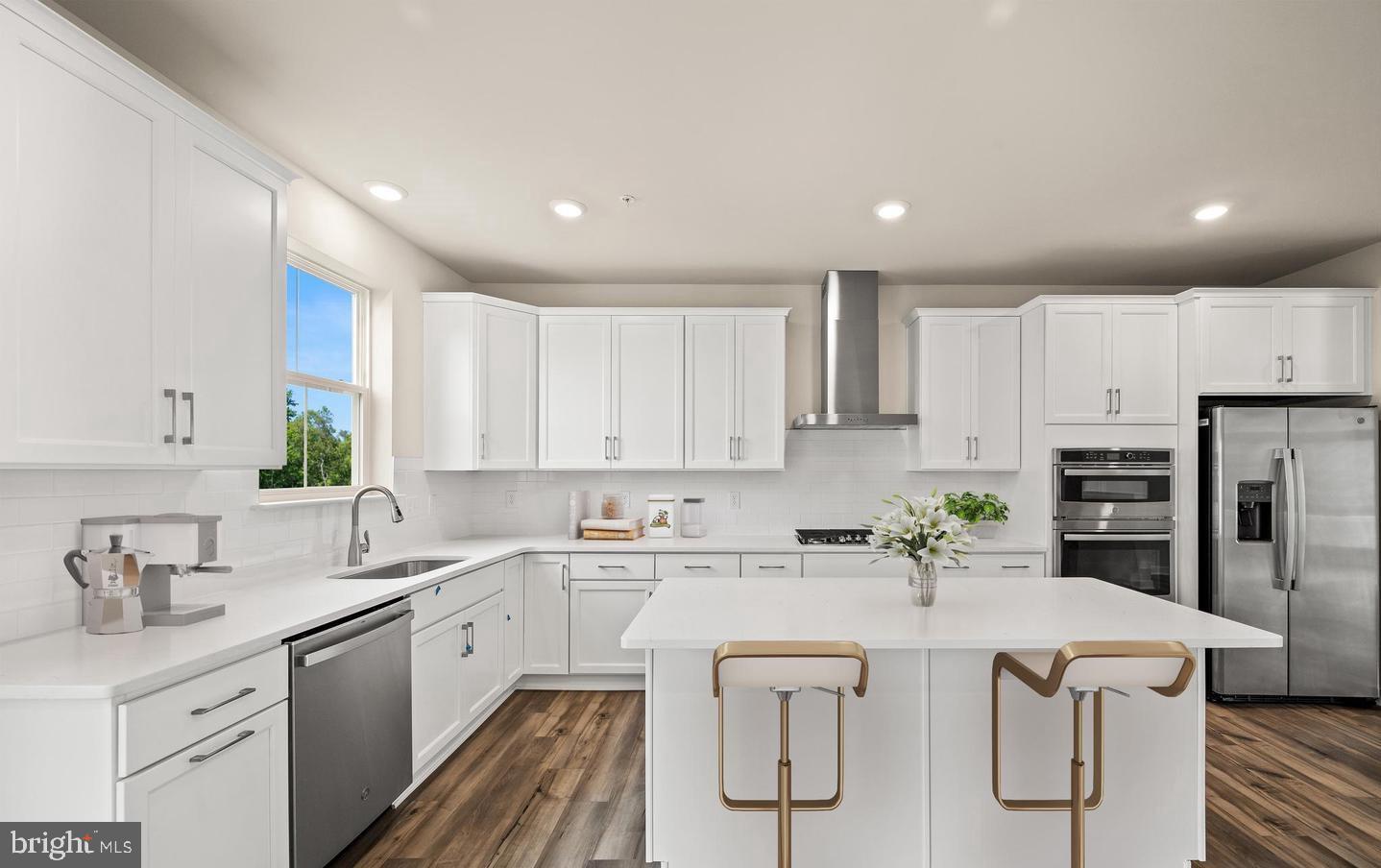 RIVER POINTE - Residential Lease