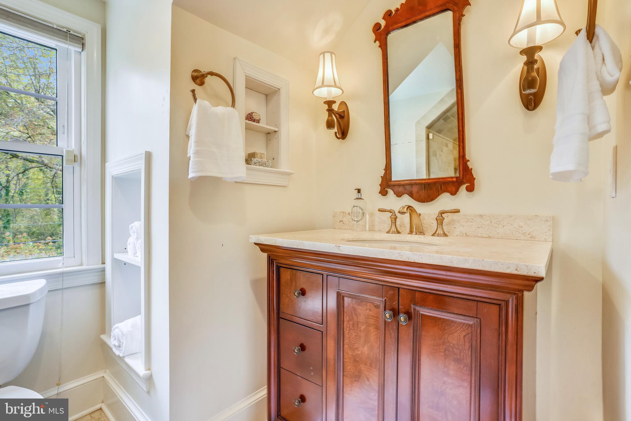 BANNOCKBURN HEIGHTS - Residential